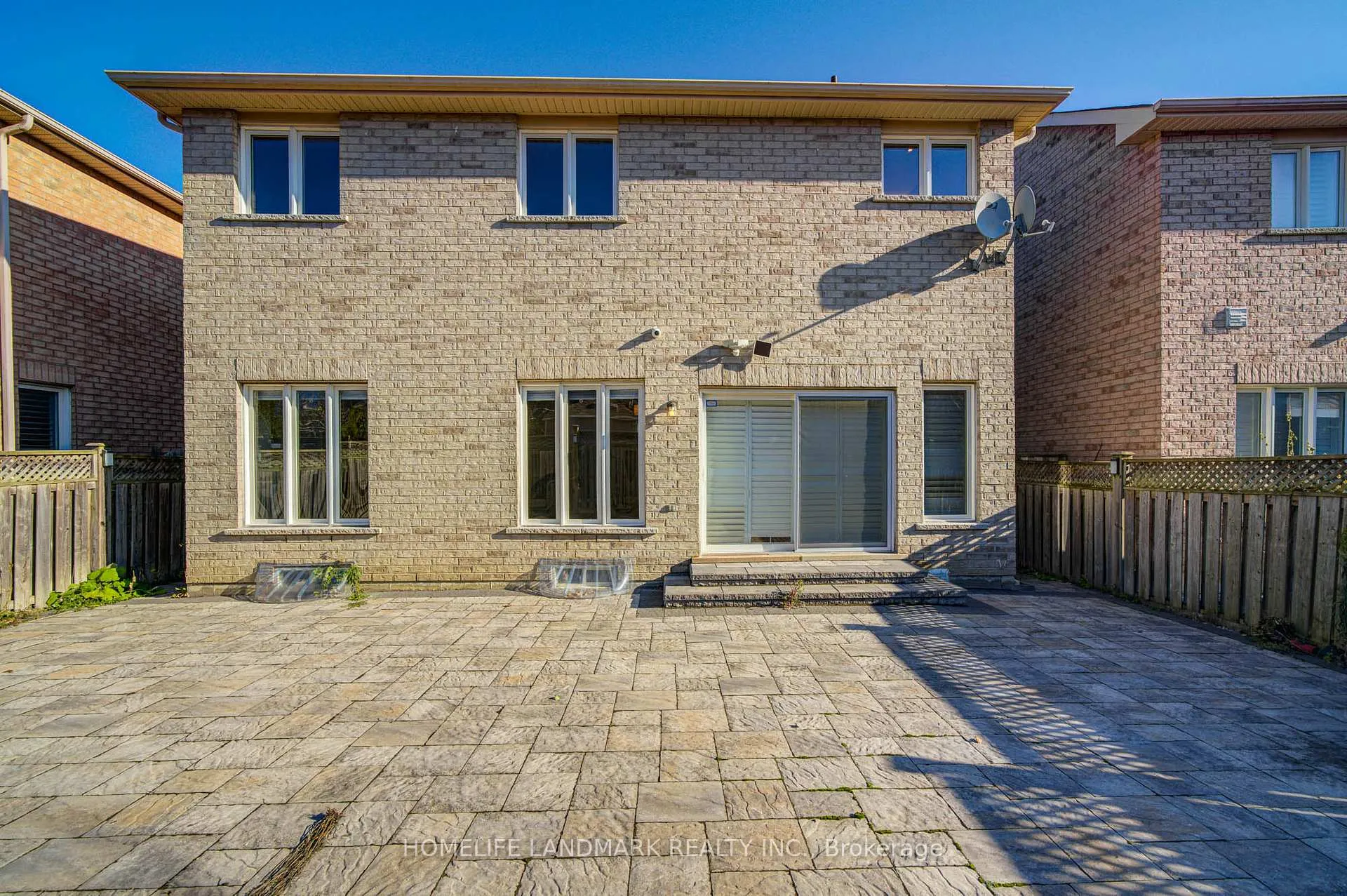Photo 48 of 214 Alfred Paterson Drive, Markham, Greensborough — HOMEH