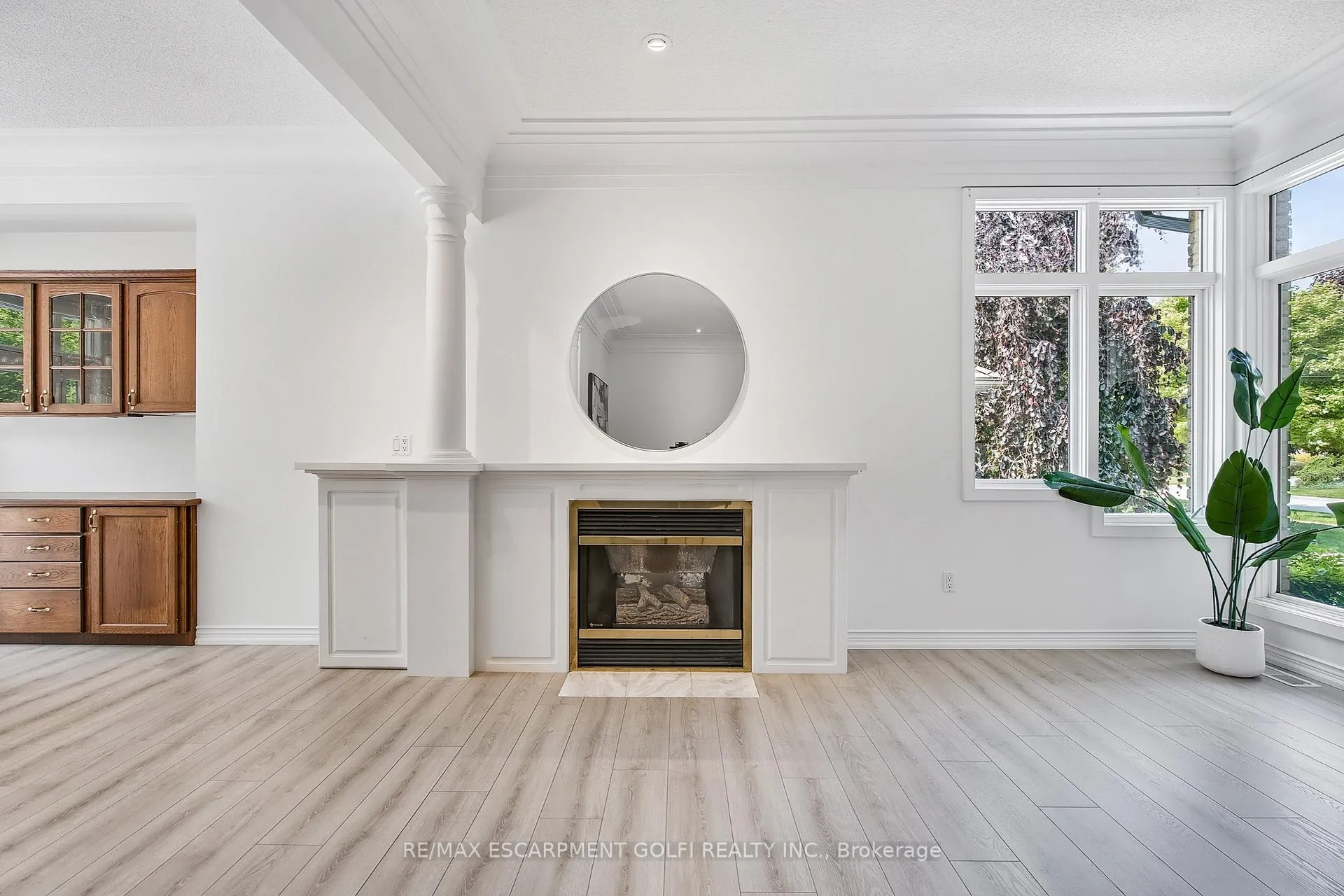 Photo 9 of 128 Grindstone Way, Hamilton, Dundas — HOMEH