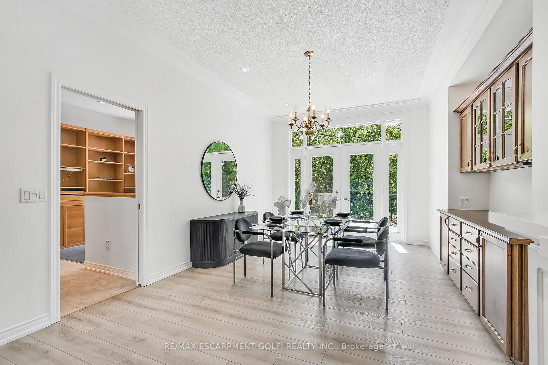 Photo 10 of 128 Grindstone Way, Hamilton, Dundas — HOMEH