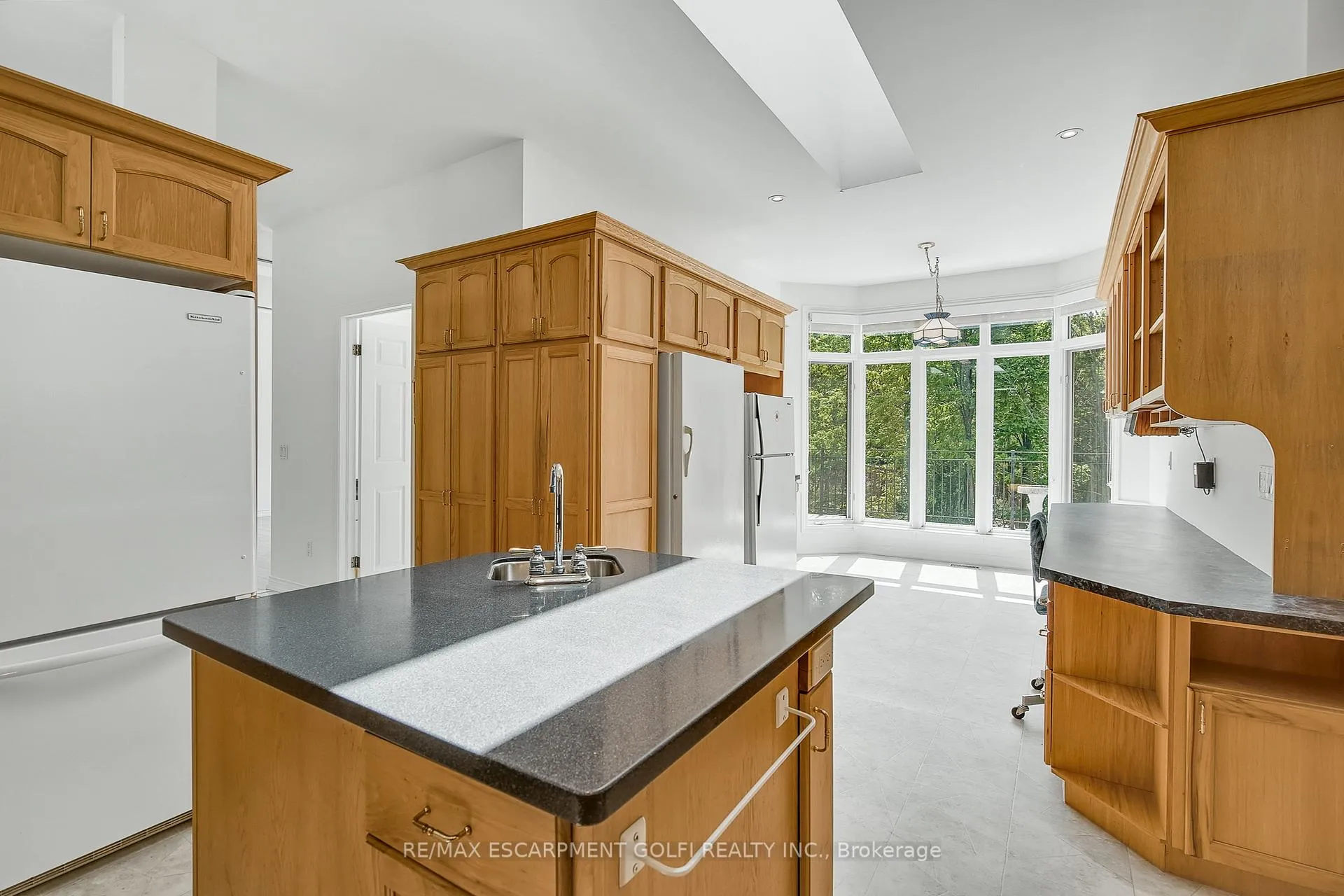 Photo 16 of 128 Grindstone Way, Hamilton, Dundas — HOMEH
