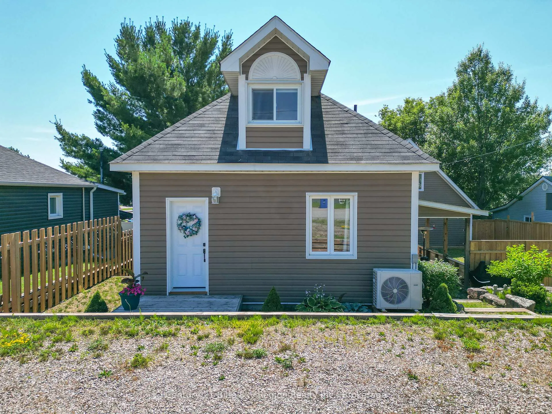 Photo 5 of 28 Tamerack Avenue, West Nipissing, Sturgeon Falls — HOMEH