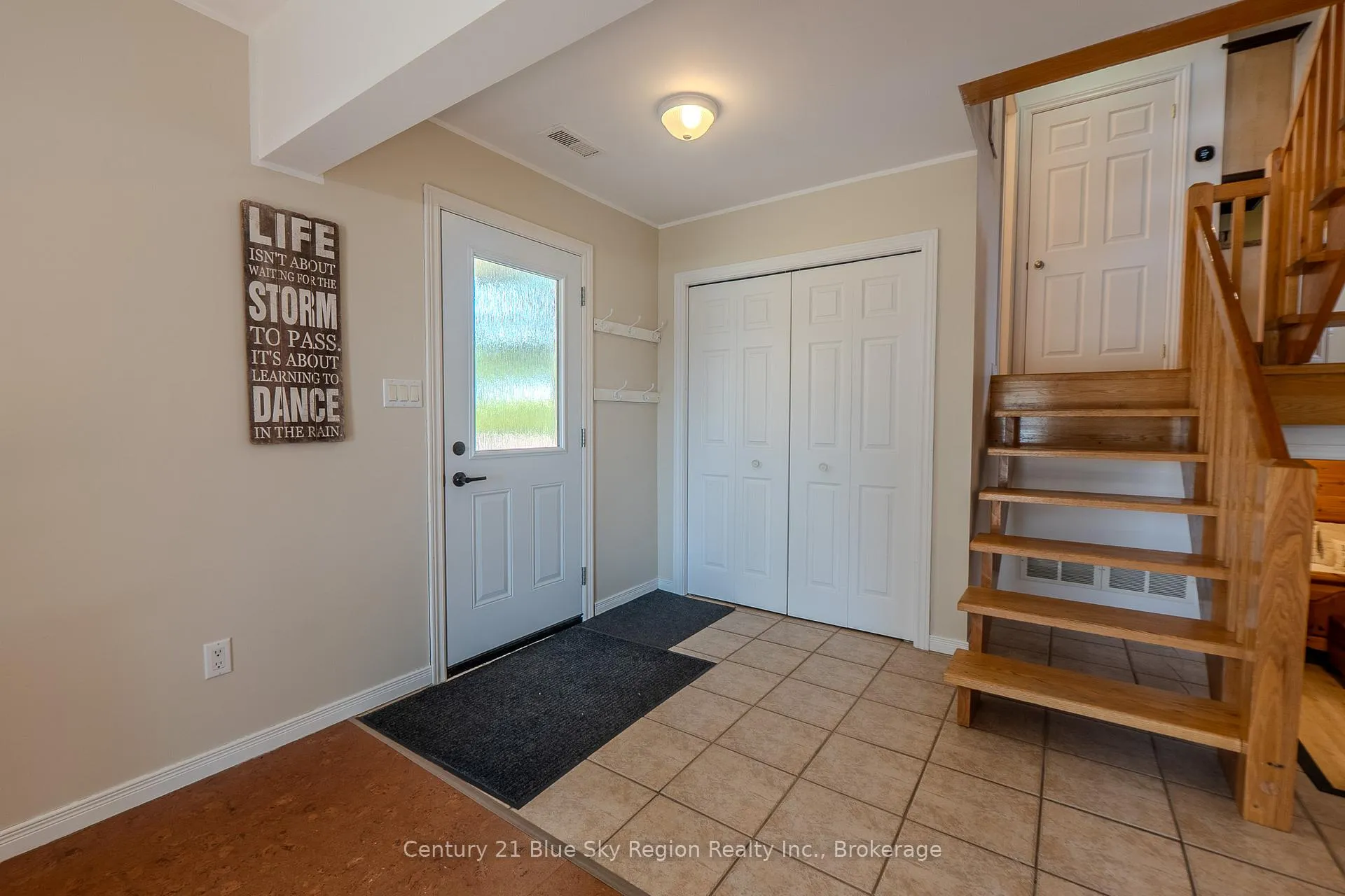 Photo 8 of 28 Tamerack Avenue, West Nipissing, Sturgeon Falls — HOMEH