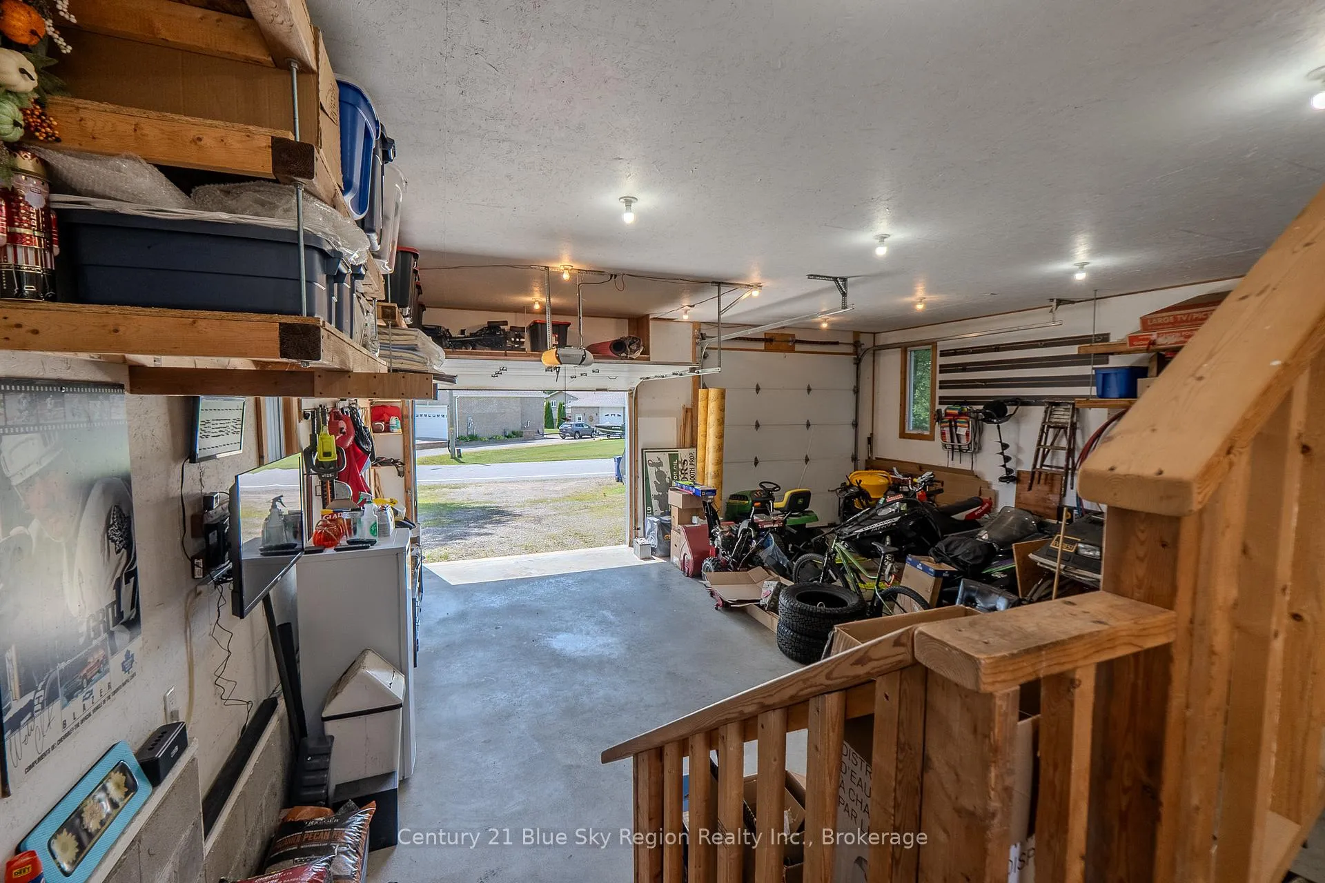 Photo 29 of 28 Tamerack Avenue, West Nipissing, Sturgeon Falls — HOMEH
