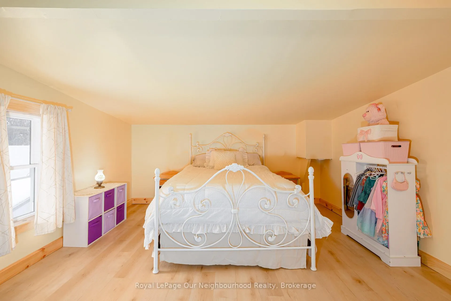 Photo 27 of 411 Moira Street W, Tweed, Tweed (Village) — HOMEH