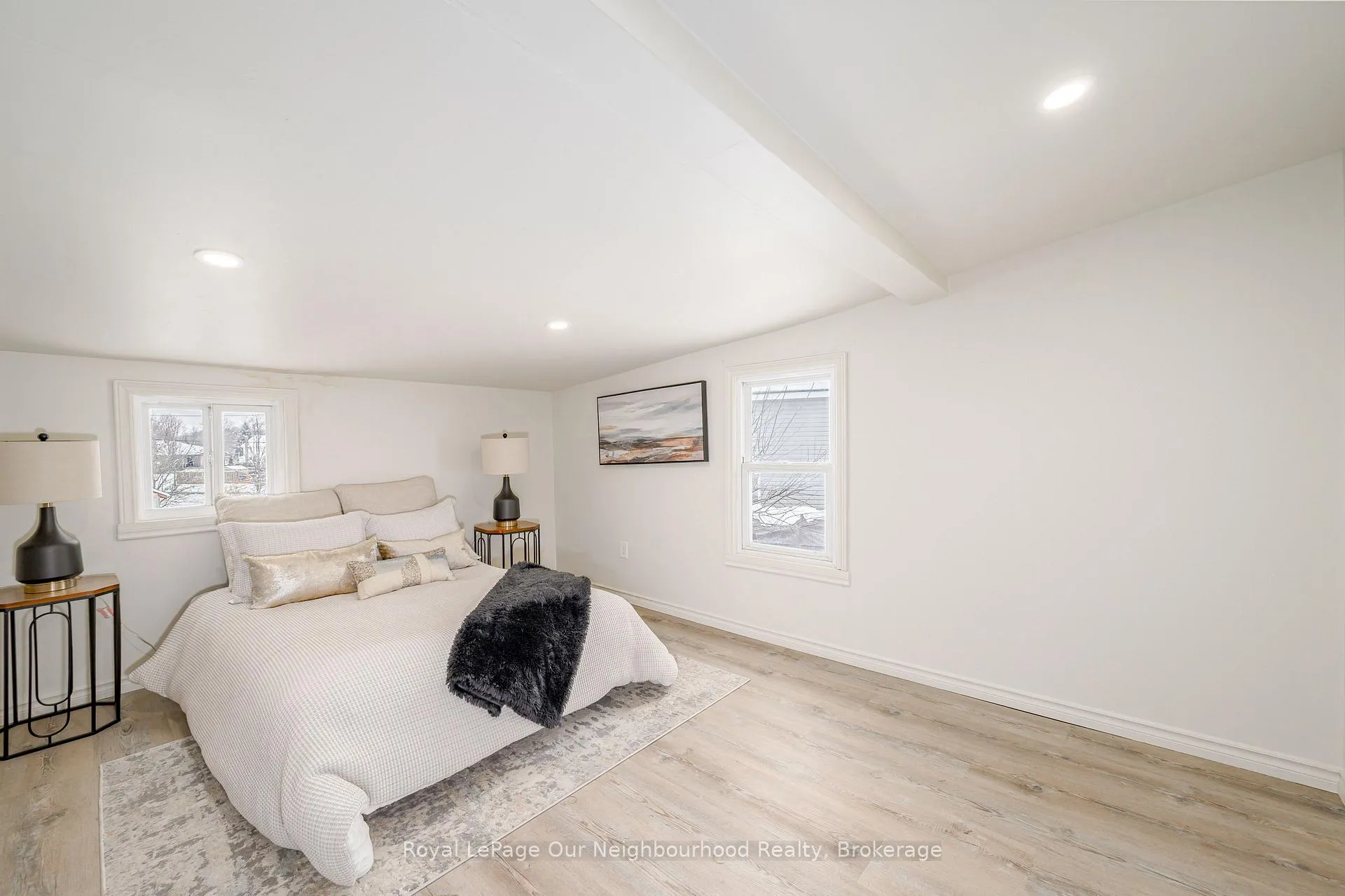 Photo 47 of 411 Moira Street W, Tweed, Tweed (Village) — HOMEH
