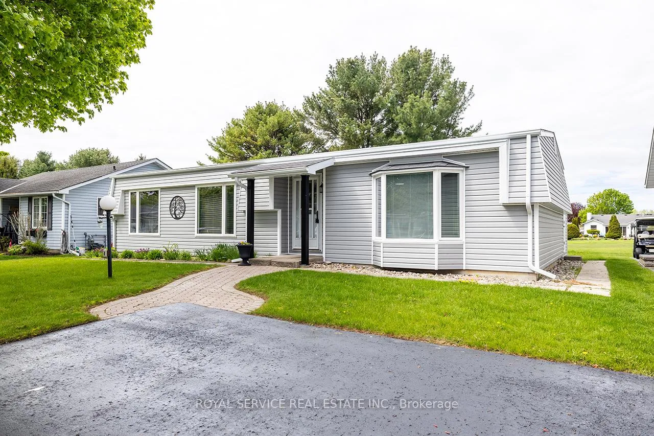 Photo 1 of 14 Fairway Drive, Clarington, Newcastle — HOMEH