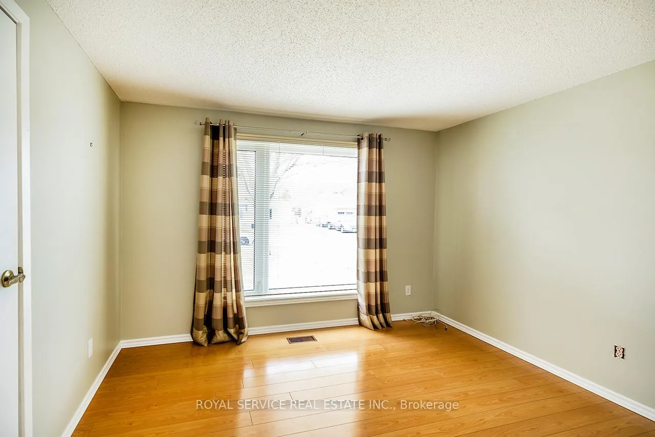 Photo 17 of 14 Fairway Drive, Clarington, Newcastle — HOMEH