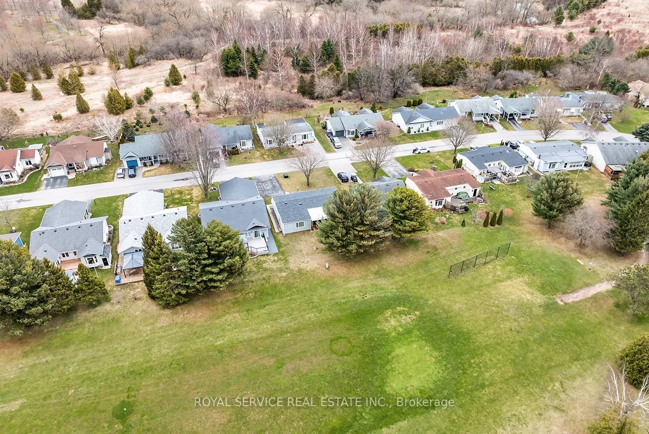 Photo 23 of 14 Fairway Drive, Clarington, Newcastle — HOMEH