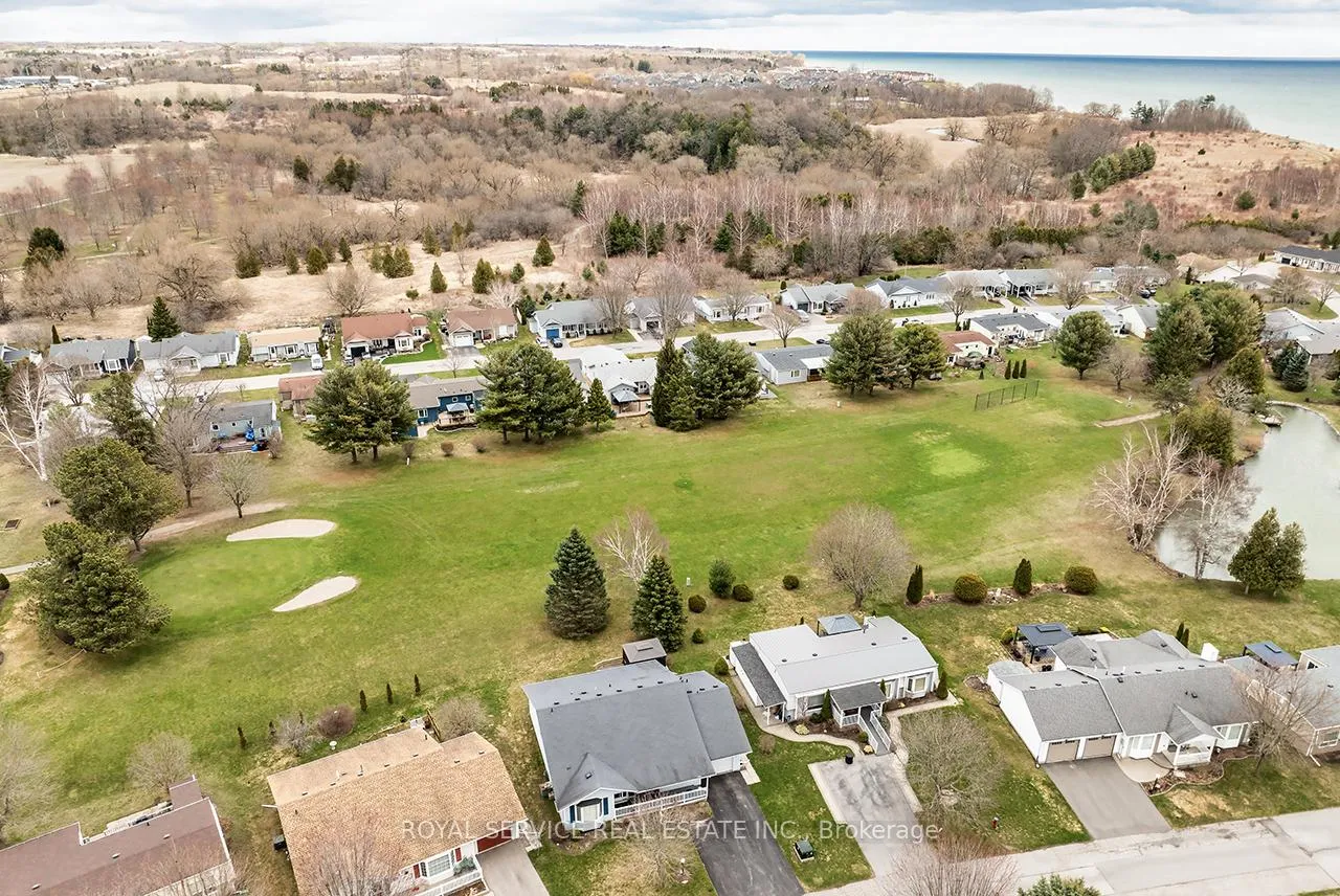 Photo 26 of 14 Fairway Drive, Clarington, Newcastle — HOMEH