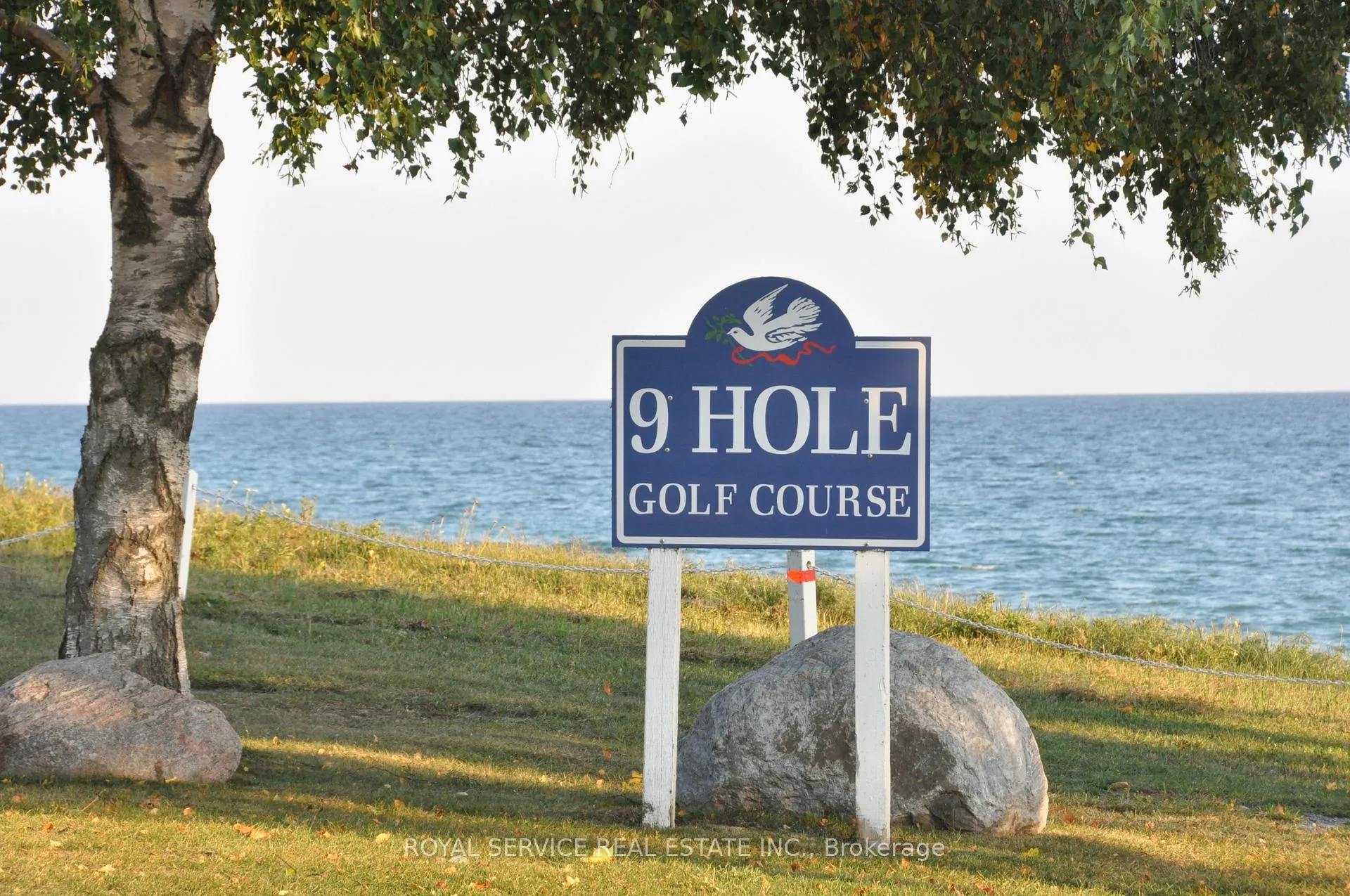 Photo 35 of 14 Fairway Drive, Clarington, Newcastle — HOMEH