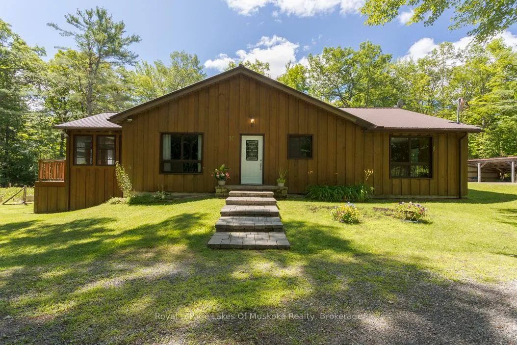 Photo 1 of 10 Muskoka Pines Road, Bracebridge, Draper — HOMEH