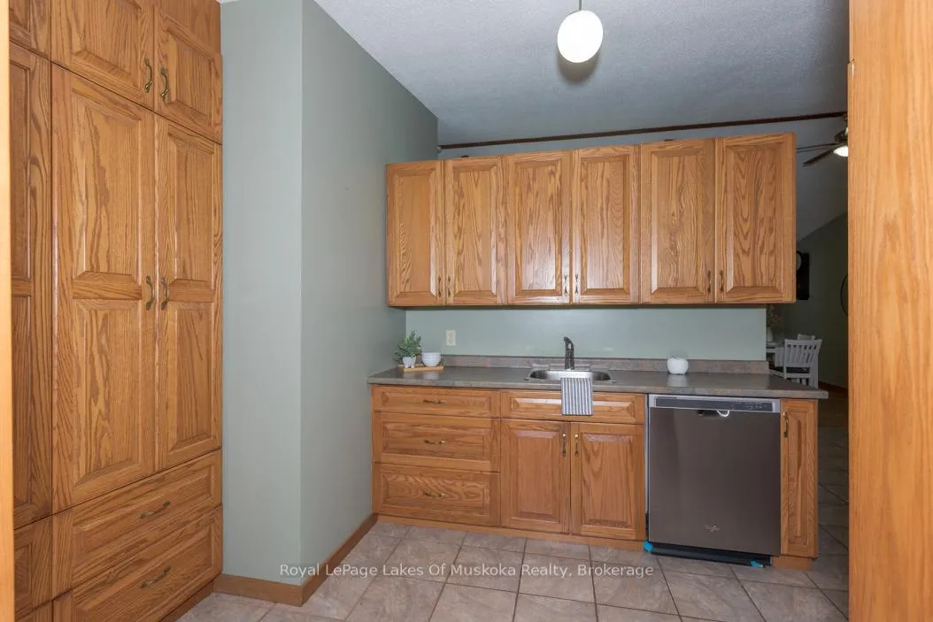Photo 19 of 10 Muskoka Pines Road, Bracebridge, Draper — HOMEH