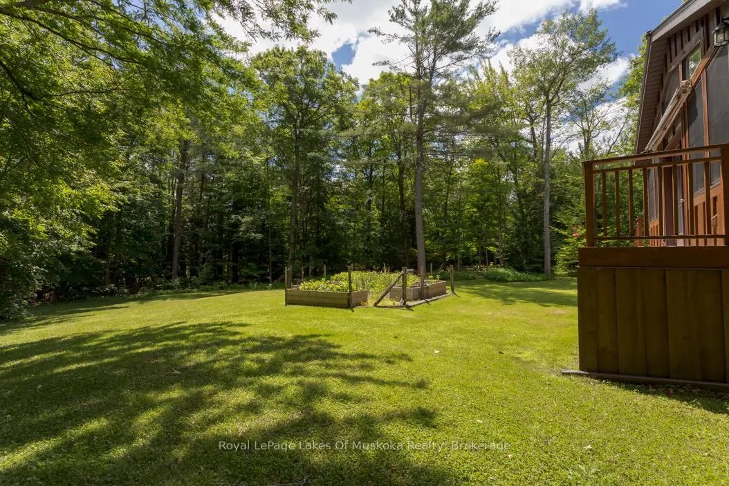 Photo 46 of 10 Muskoka Pines Road, Bracebridge, Draper — HOMEH