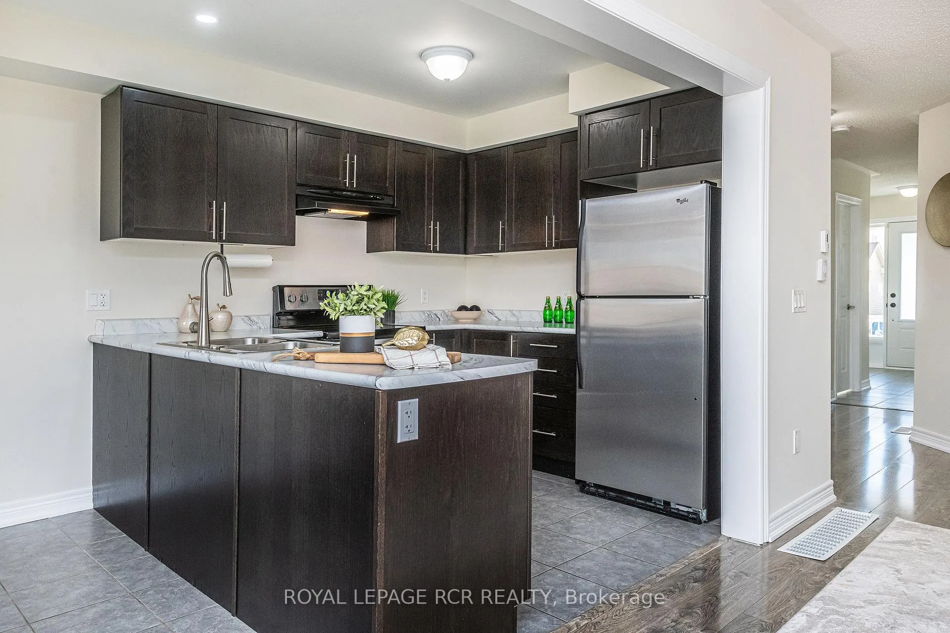 Photo 7 of 770 Cook Crescent, Shelburne — HOMEH