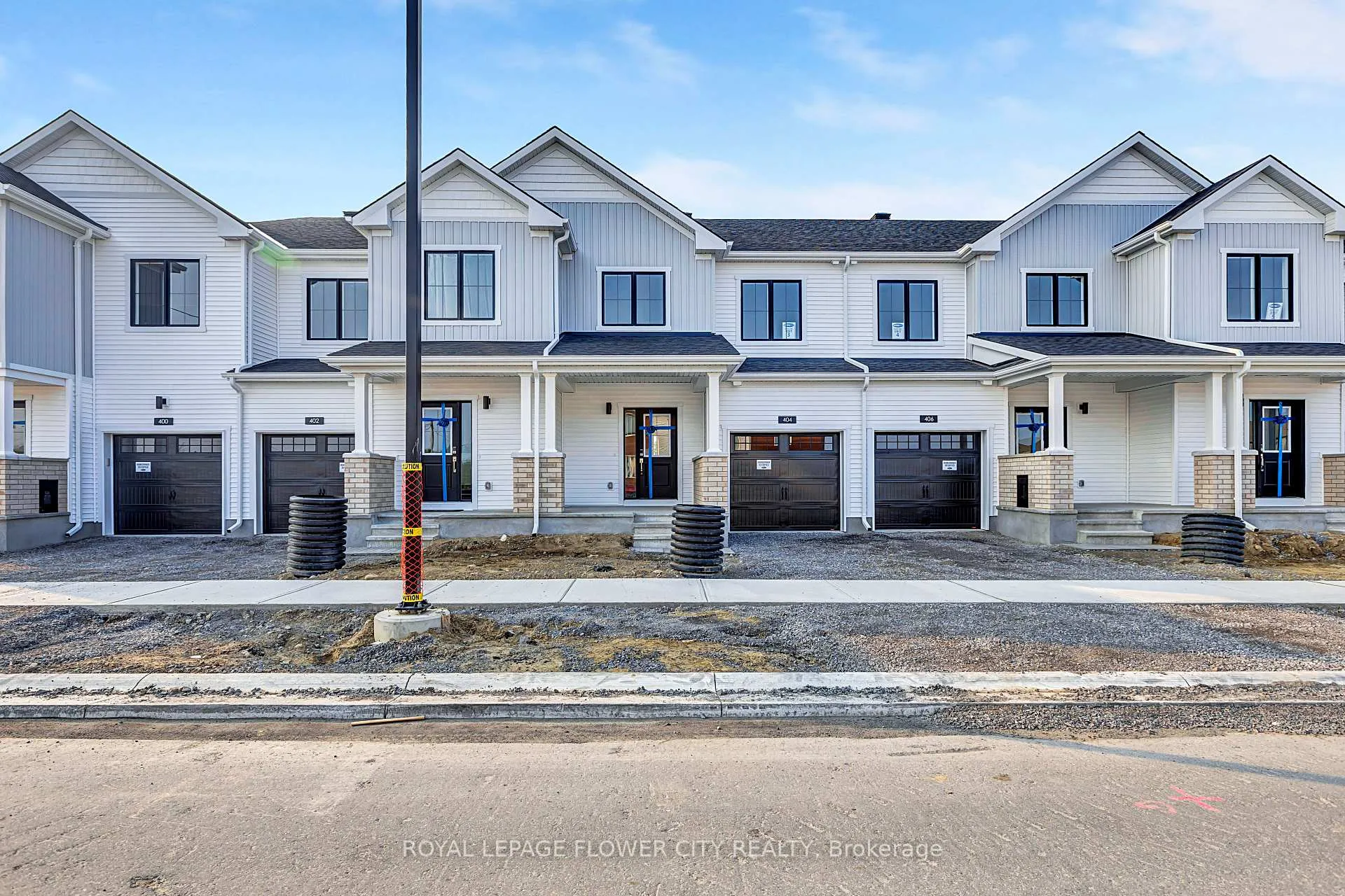 Photo 2 of 404 Patrick Street, North Grenville, North Grenville Twp (Kemptville South) — HOMEH
