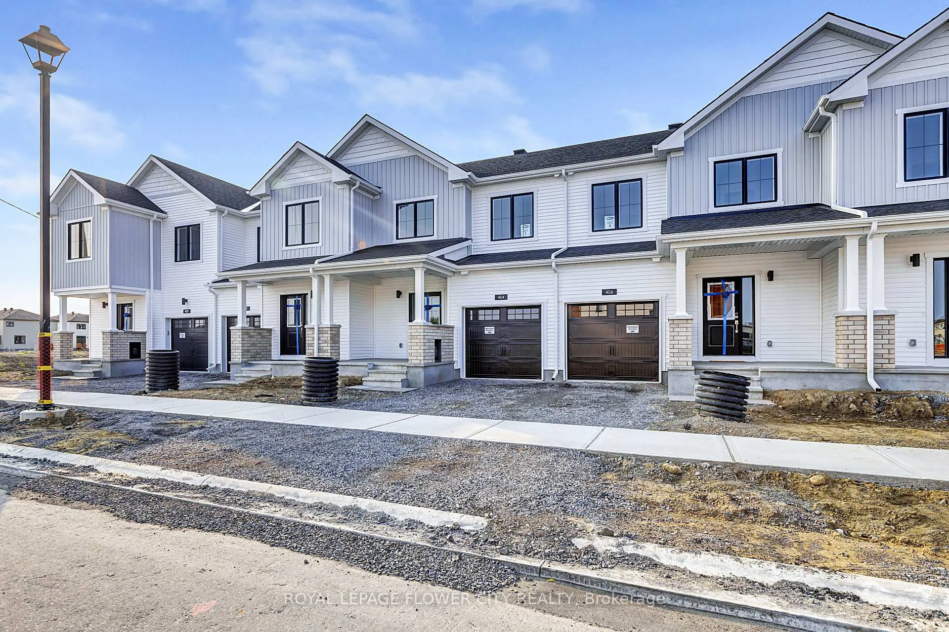 Photo 3 of 404 Patrick Street, North Grenville, North Grenville Twp (Kemptville South) — HOMEH