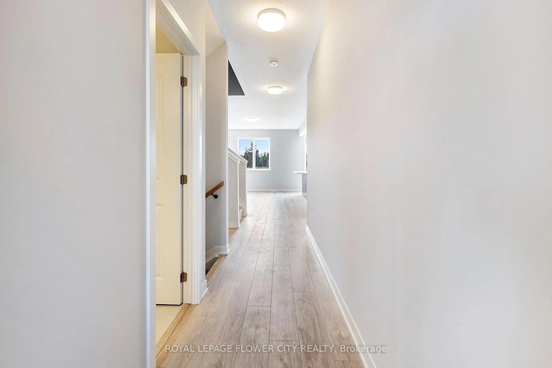Photo 5 of 404 Patrick Street, North Grenville, North Grenville Twp (Kemptville South) — HOMEH
