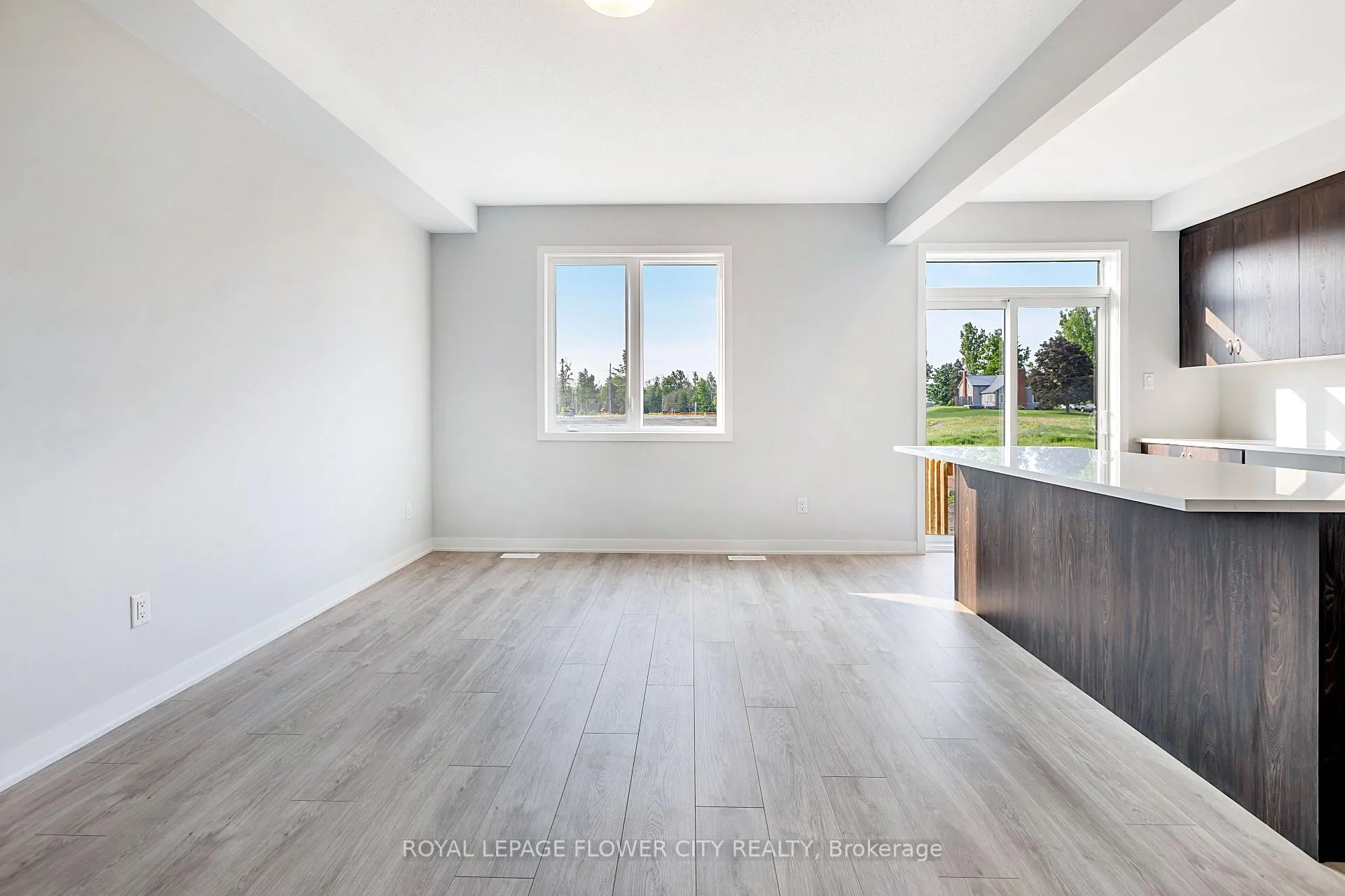 Photo 7 of 404 Patrick Street, North Grenville, North Grenville Twp (Kemptville South) — HOMEH