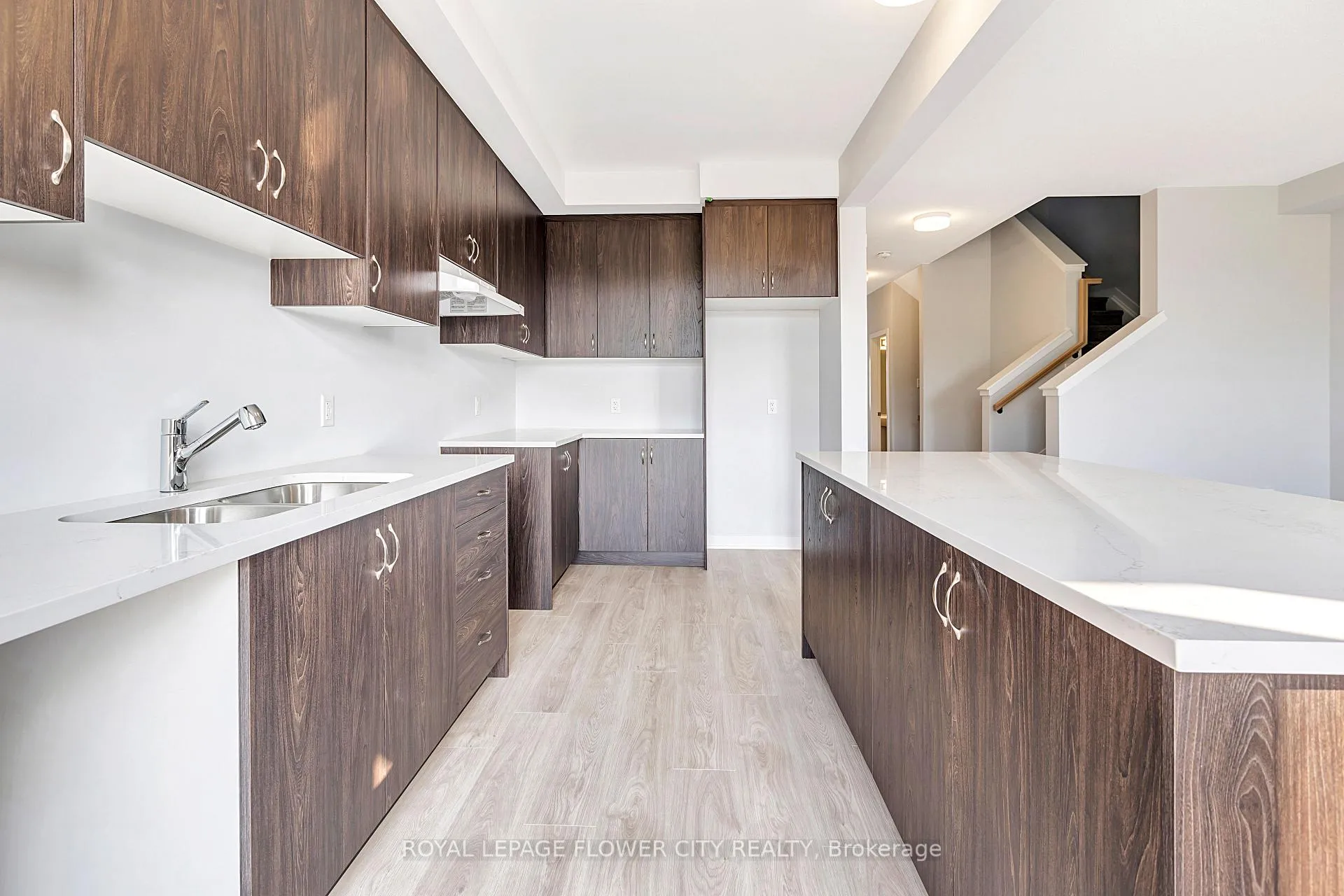 Photo 12 of 404 Patrick Street, North Grenville, North Grenville Twp (Kemptville South) — HOMEH