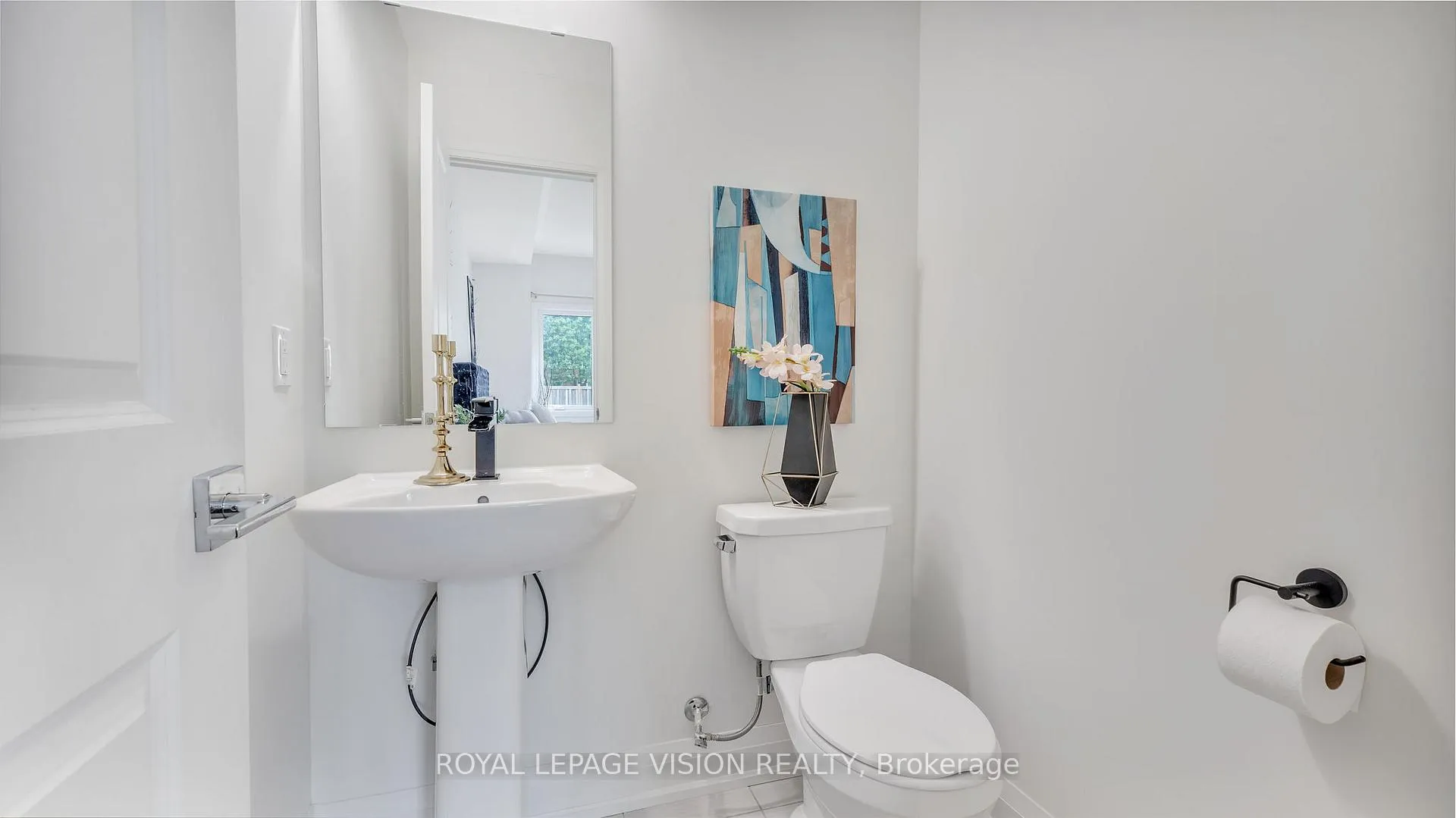 Photo 9 of 23 Gerry Henry Lane, Clarington, Courtice — HOMEH