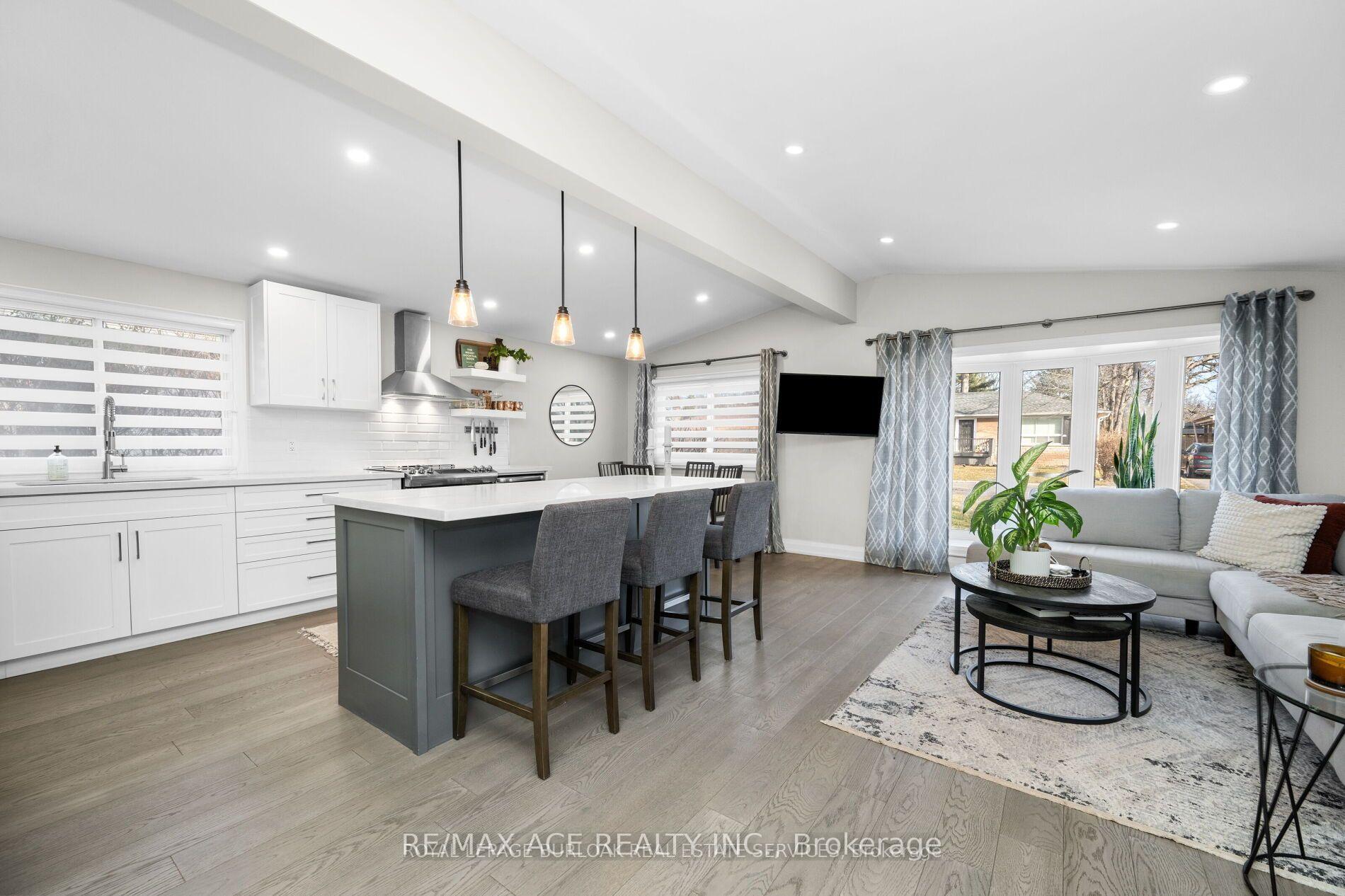 Photo 4 of 412 Norrie Crescent, Burlington, Appleby — HOMEH