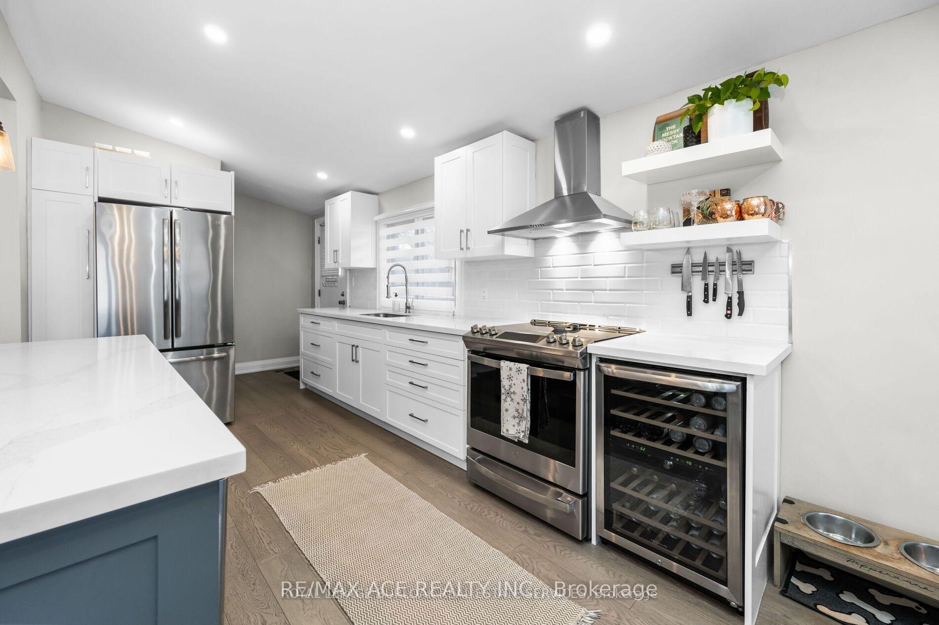 Photo 9 of 412 Norrie Crescent, Burlington, Appleby — HOMEH