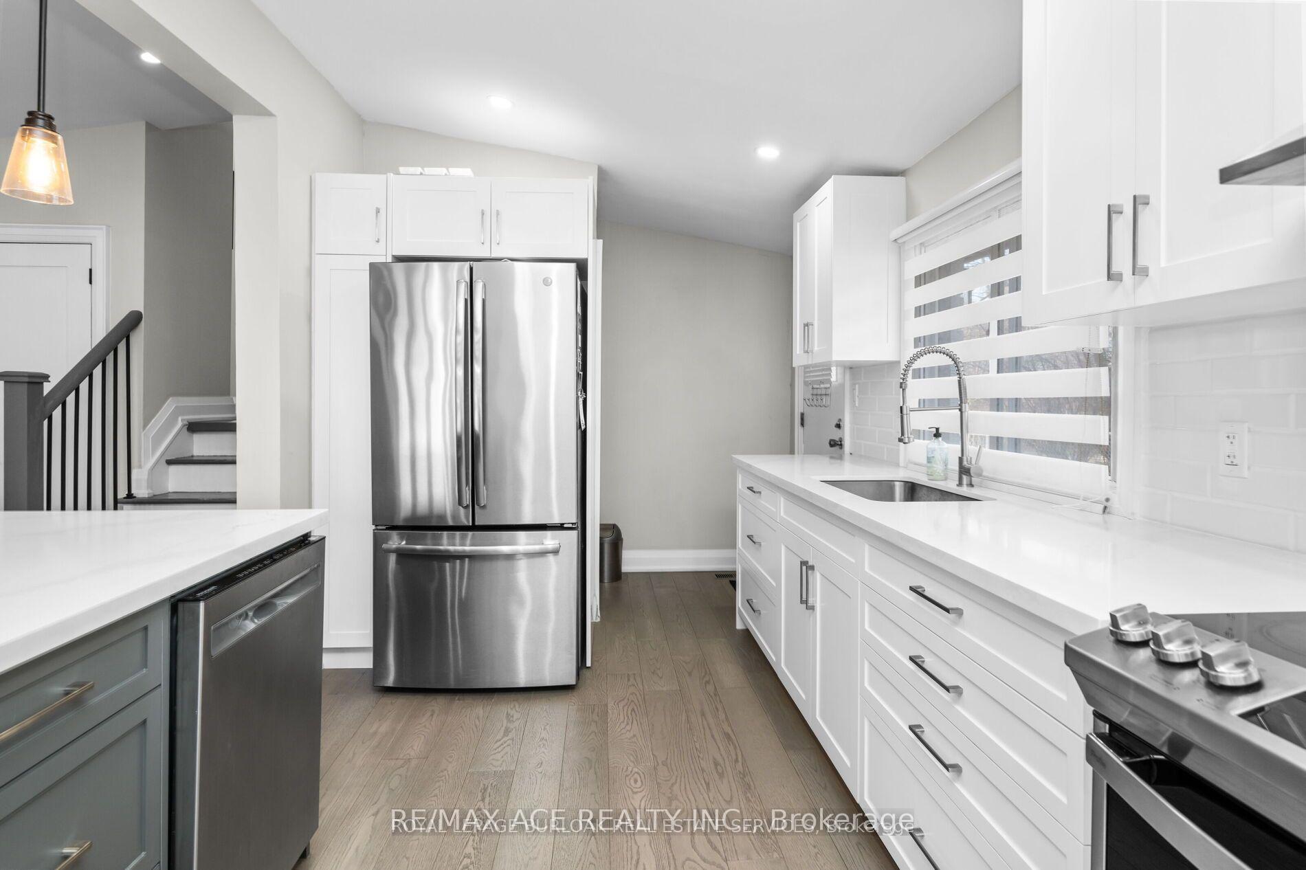 Photo 12 of 412 Norrie Crescent, Burlington, Appleby — HOMEH
