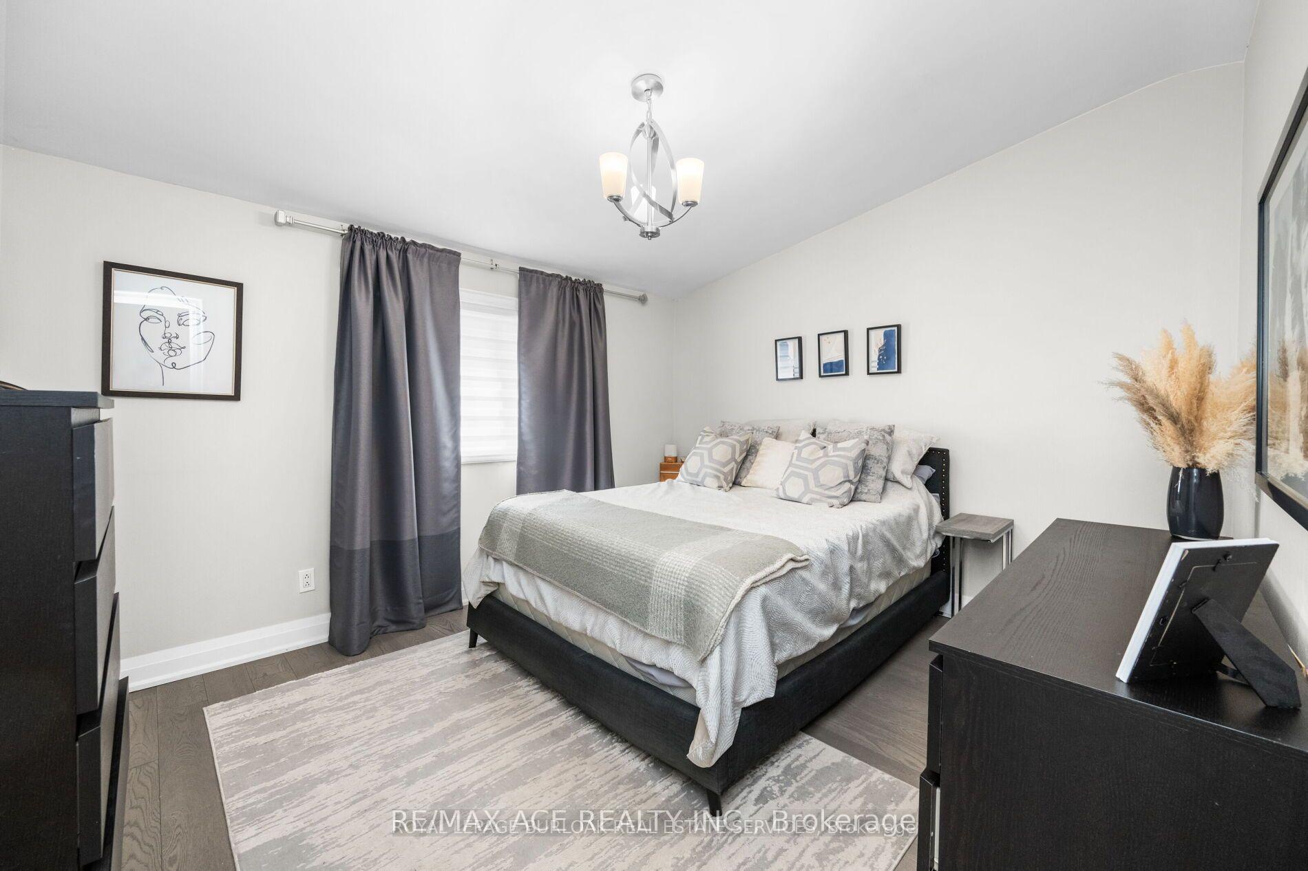 Photo 14 of 412 Norrie Crescent, Burlington, Appleby — HOMEH