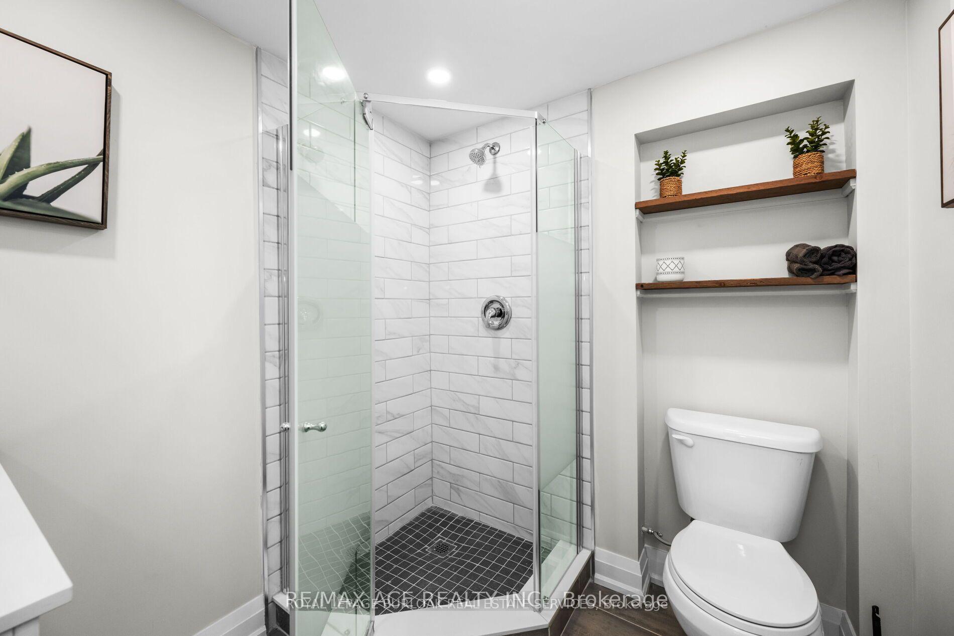 Photo 25 of 412 Norrie Crescent, Burlington, Appleby — HOMEH