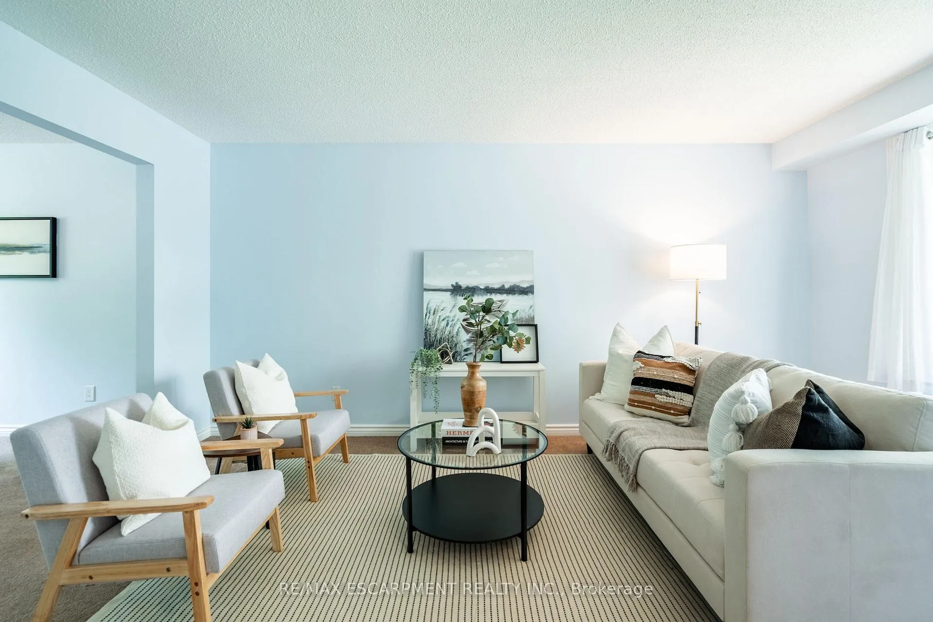 Photo 5 of 11 Pecan Court, Hamilton, Stoney Creek — HOMEH