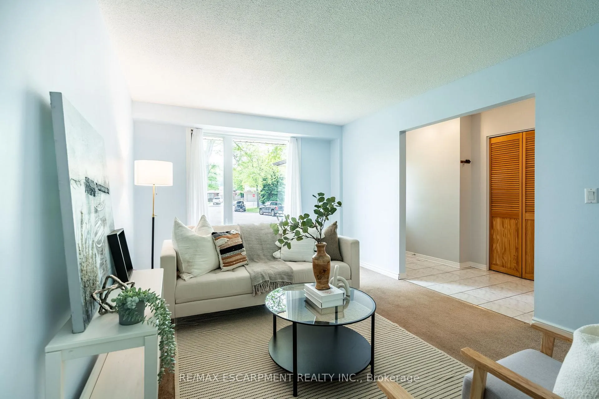 Photo 7 of 11 Pecan Court, Hamilton, Stoney Creek — HOMEH