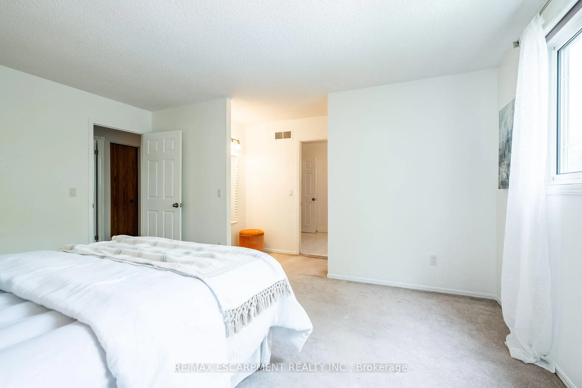 Photo 19 of 11 Pecan Court, Hamilton, Stoney Creek — HOMEH