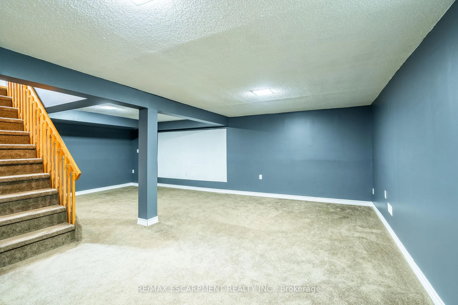 Photo 28 of 11 Pecan Court, Hamilton, Stoney Creek — HOMEH