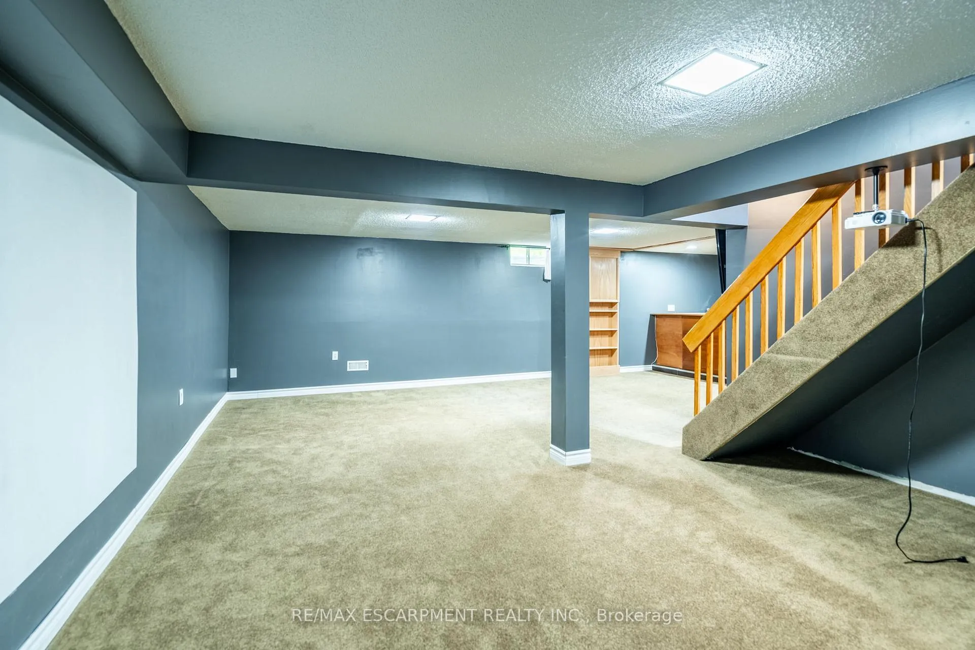 Photo 29 of 11 Pecan Court, Hamilton, Stoney Creek — HOMEH