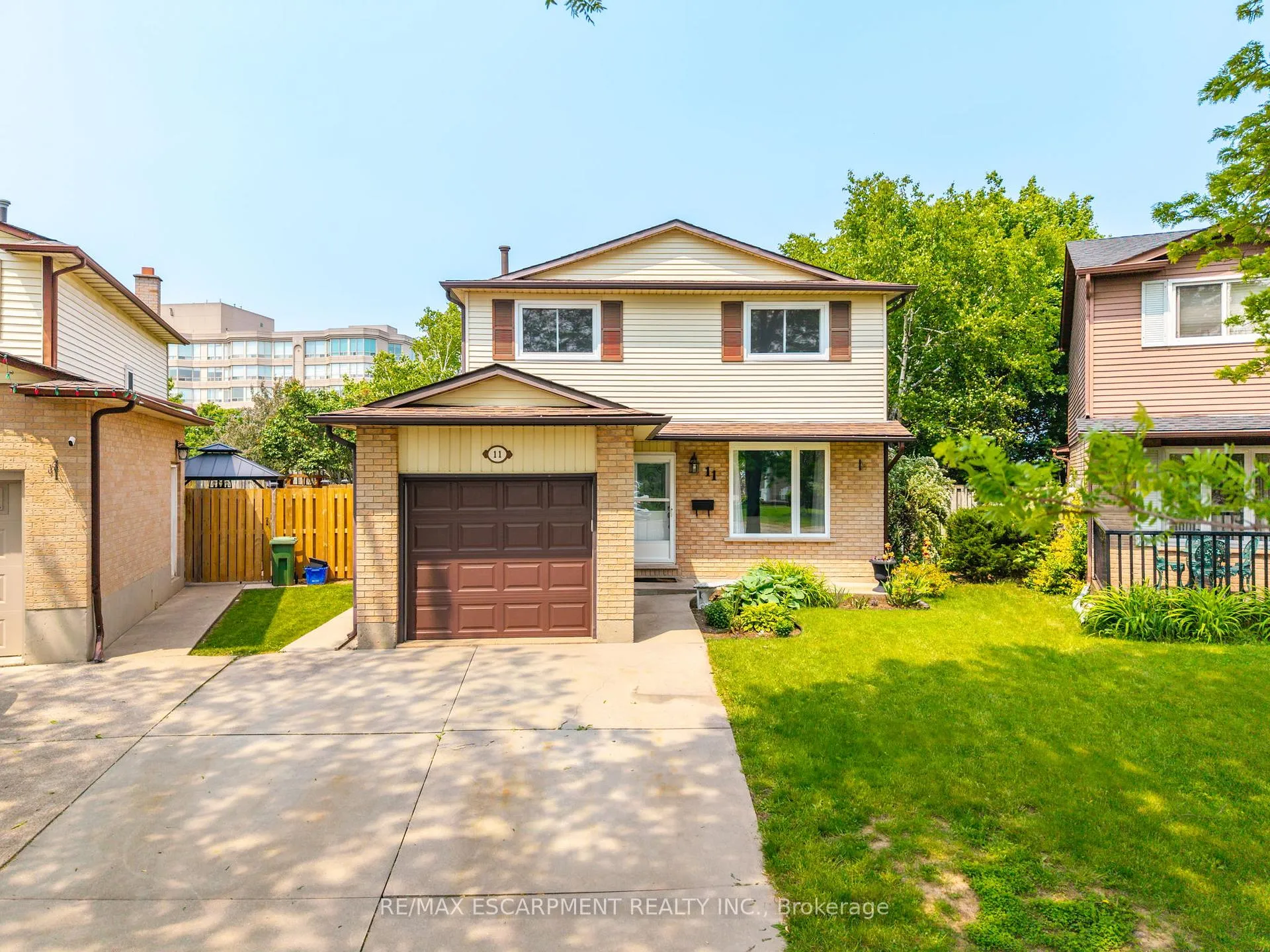 Photo 42 of 11 Pecan Court, Hamilton, Stoney Creek — HOMEH