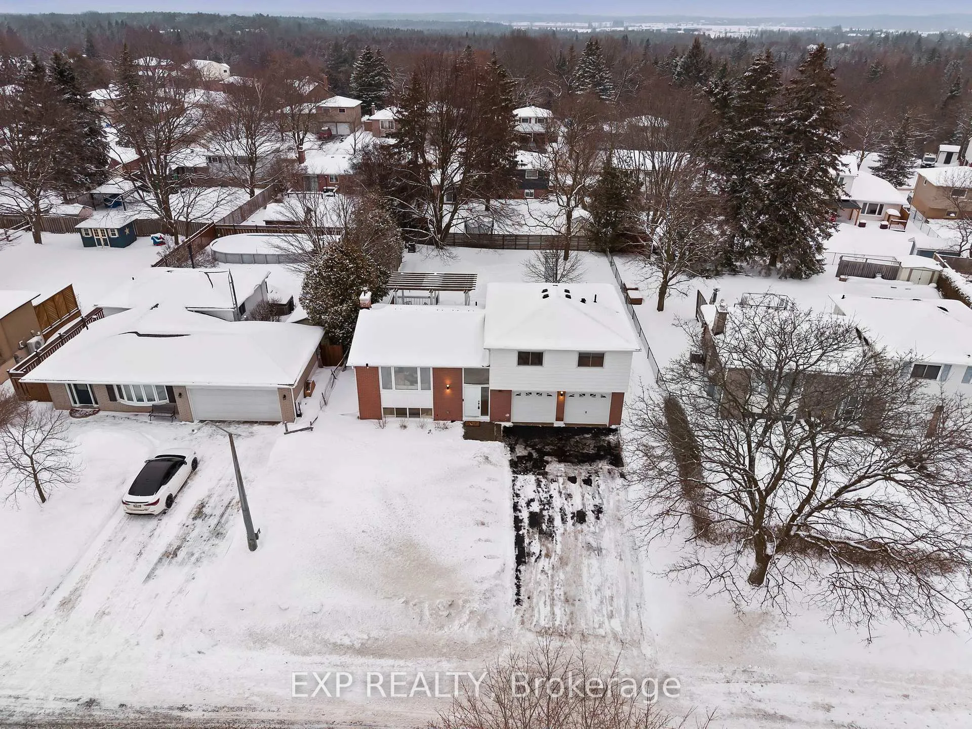 Photo 37 of 25 Erindale Drive, Erin — HOMEH