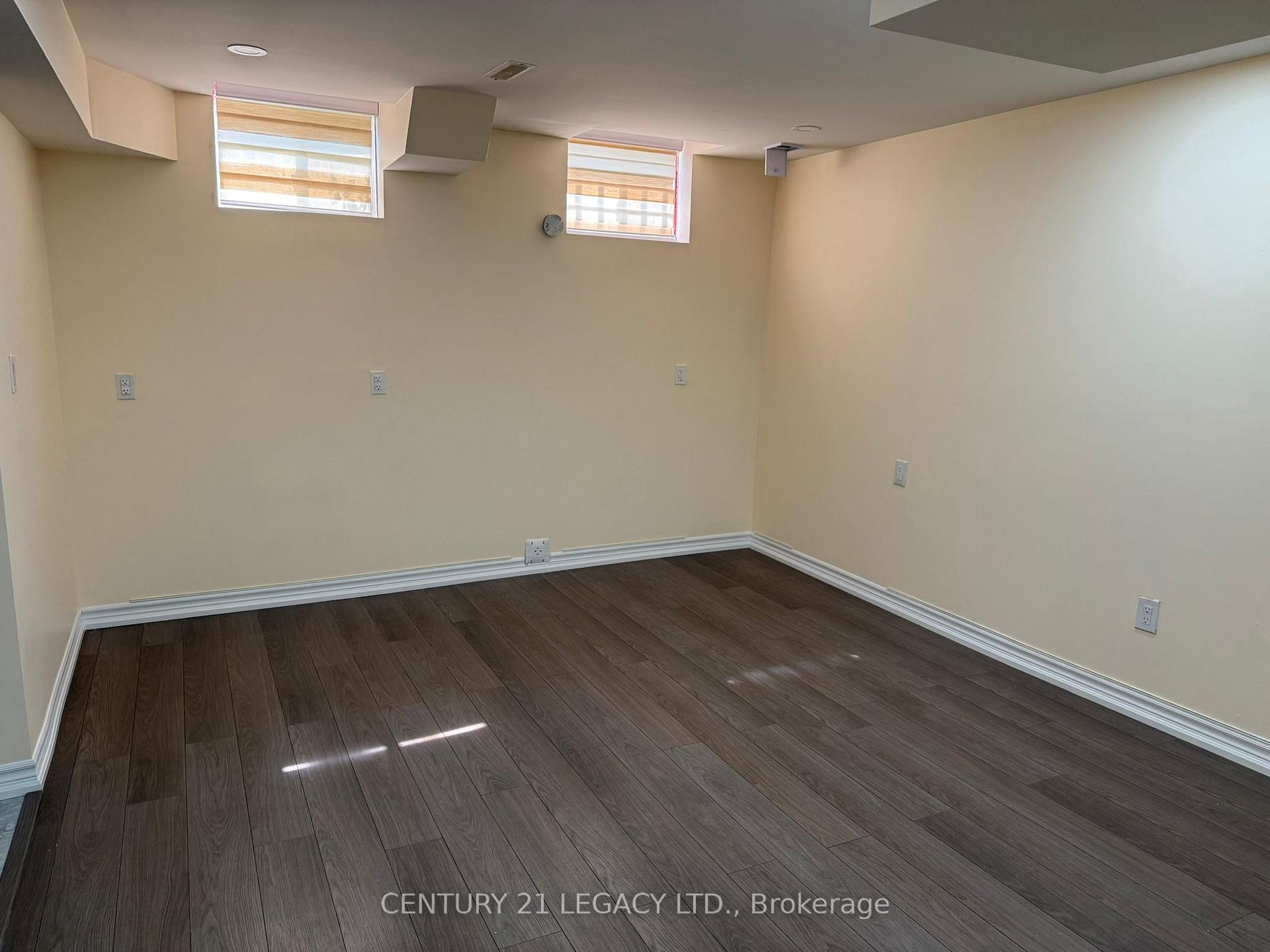Photo 9 of 190 Owlridge Drive, Brampton, Credit Valley — HOMEH