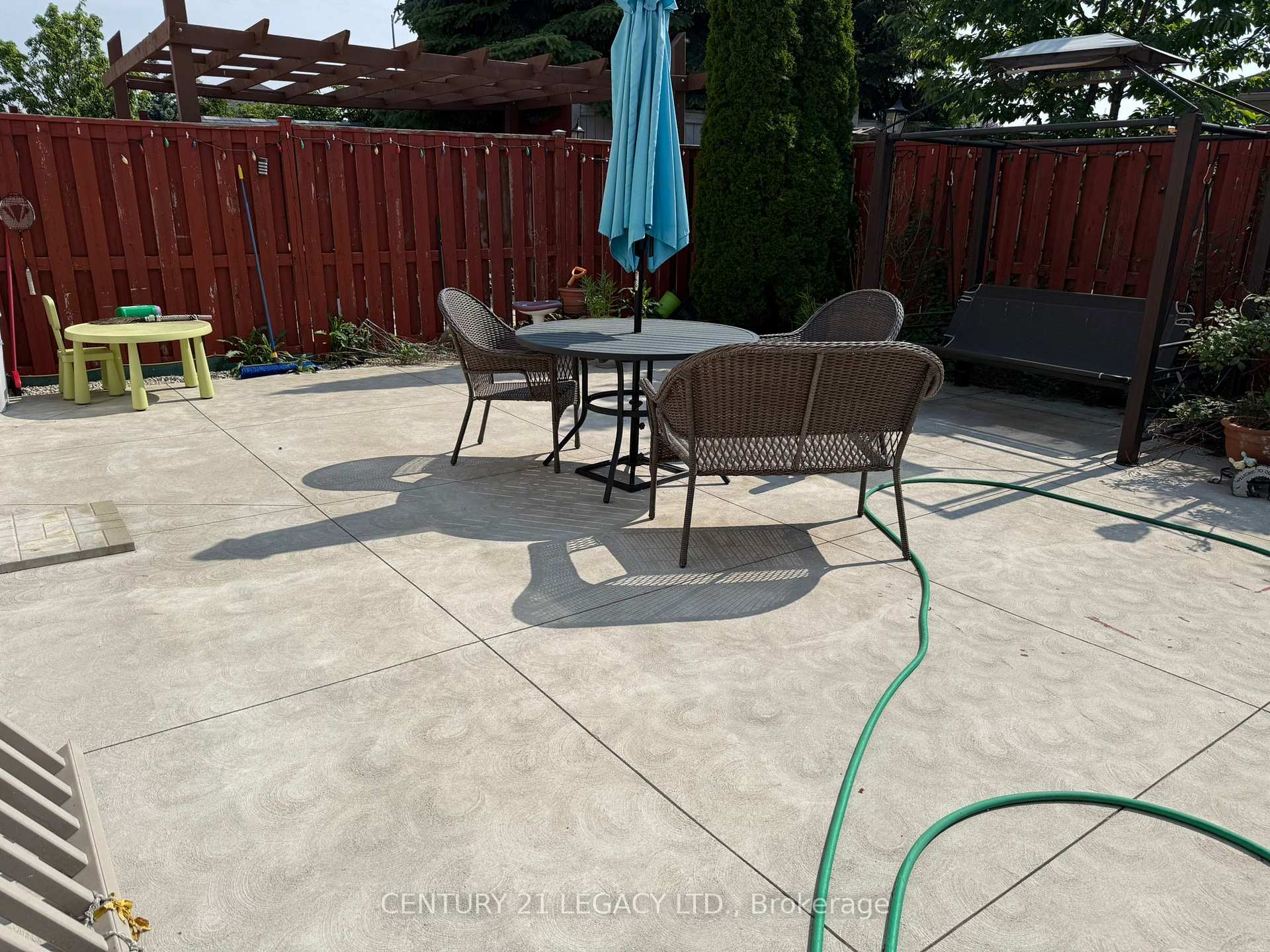 Photo 13 of 190 Owlridge Drive, Brampton, Credit Valley — HOMEH
