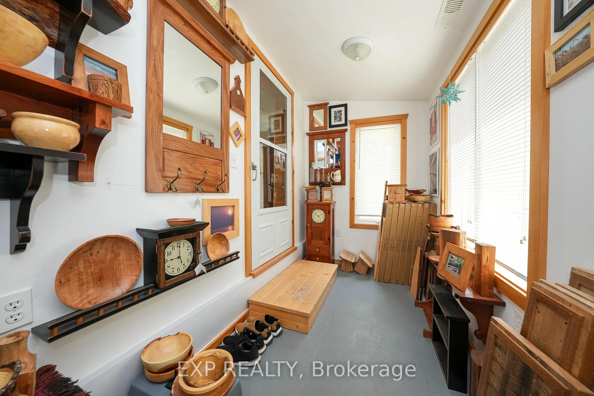 Photo 6 of 32207 Sylvan Road, North Middlesex, Sylvan — HOMEH