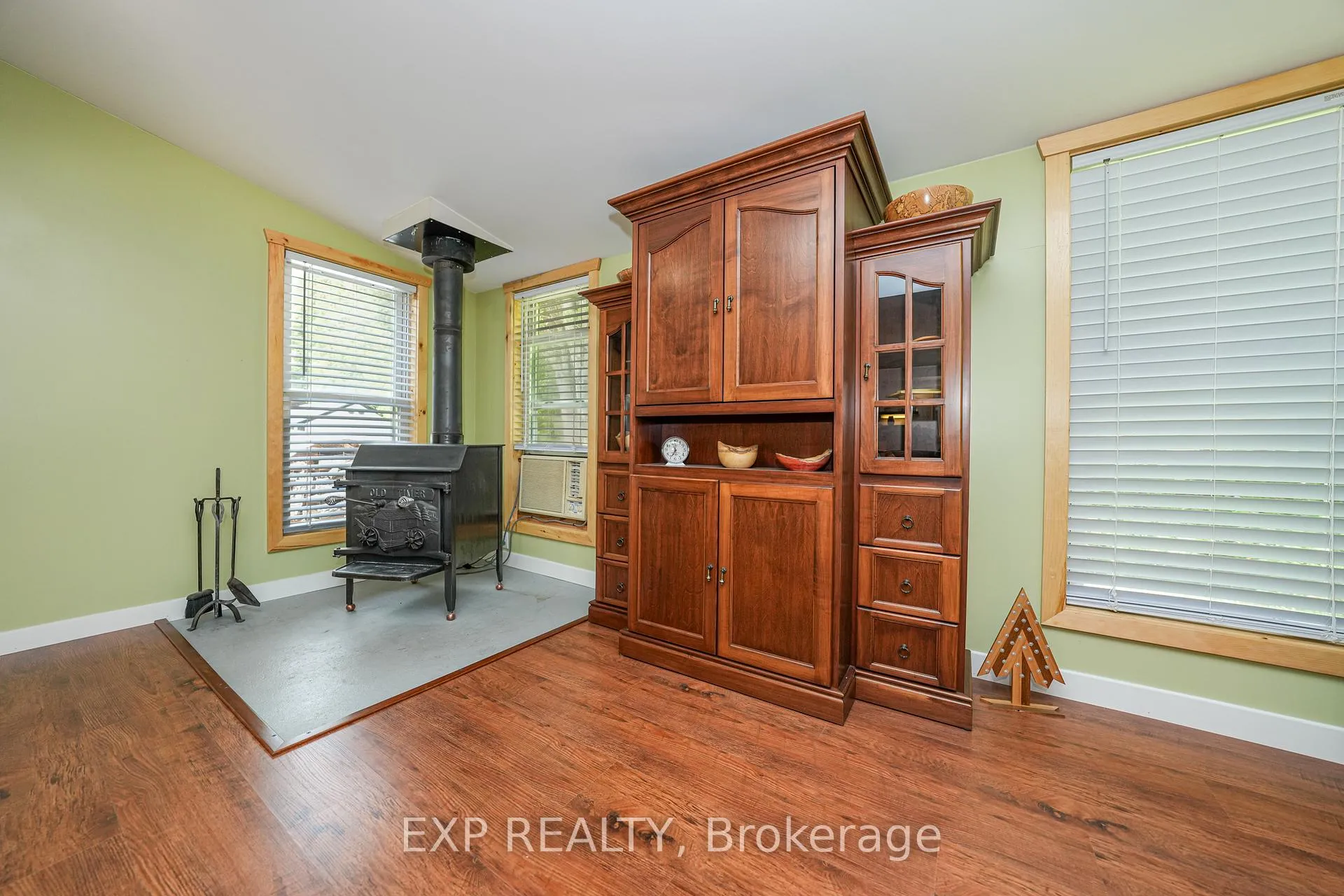 Photo 9 of 32207 Sylvan Road, North Middlesex, Sylvan — HOMEH