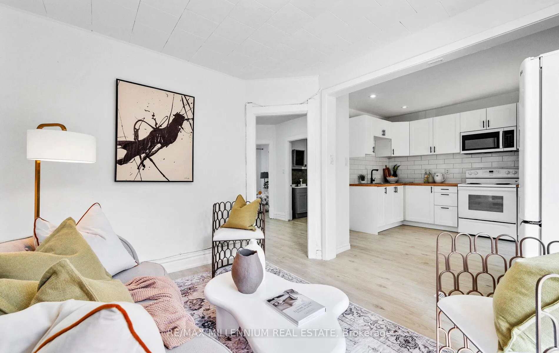Photo 5 of 10 Rutherford Avenue, Hamilton, St. Clair — HOMEH