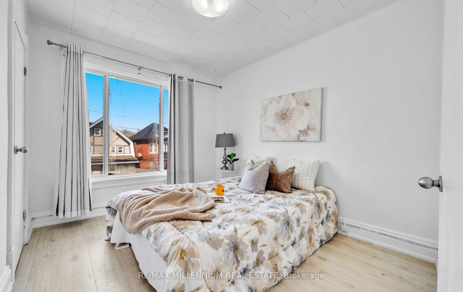 Photo 11 of 10 Rutherford Avenue, Hamilton, St. Clair — HOMEH