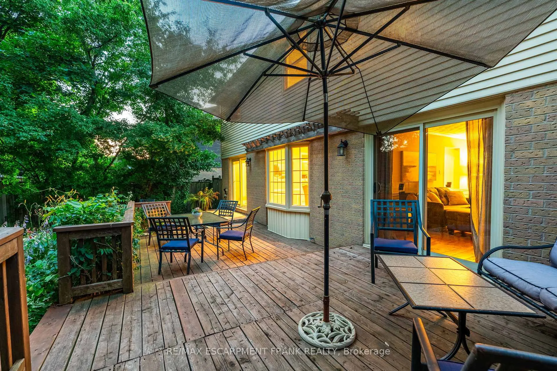 Photo 44 of 383 Devonshire Terrace, Hamilton, Ancaster — HOMEH