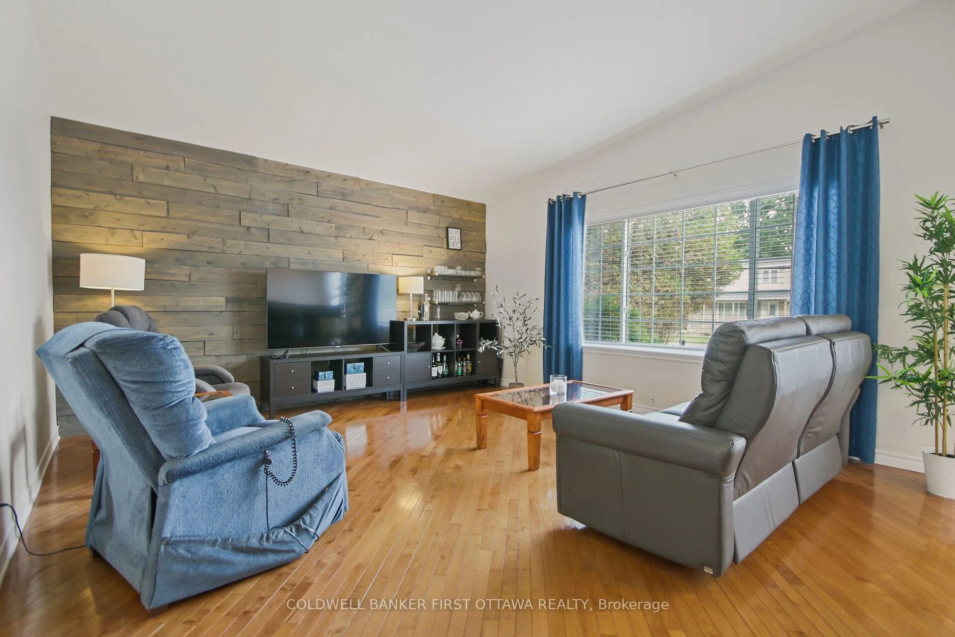 Photo 5 of 106 Laurier Street S, Casselman — HOMEH