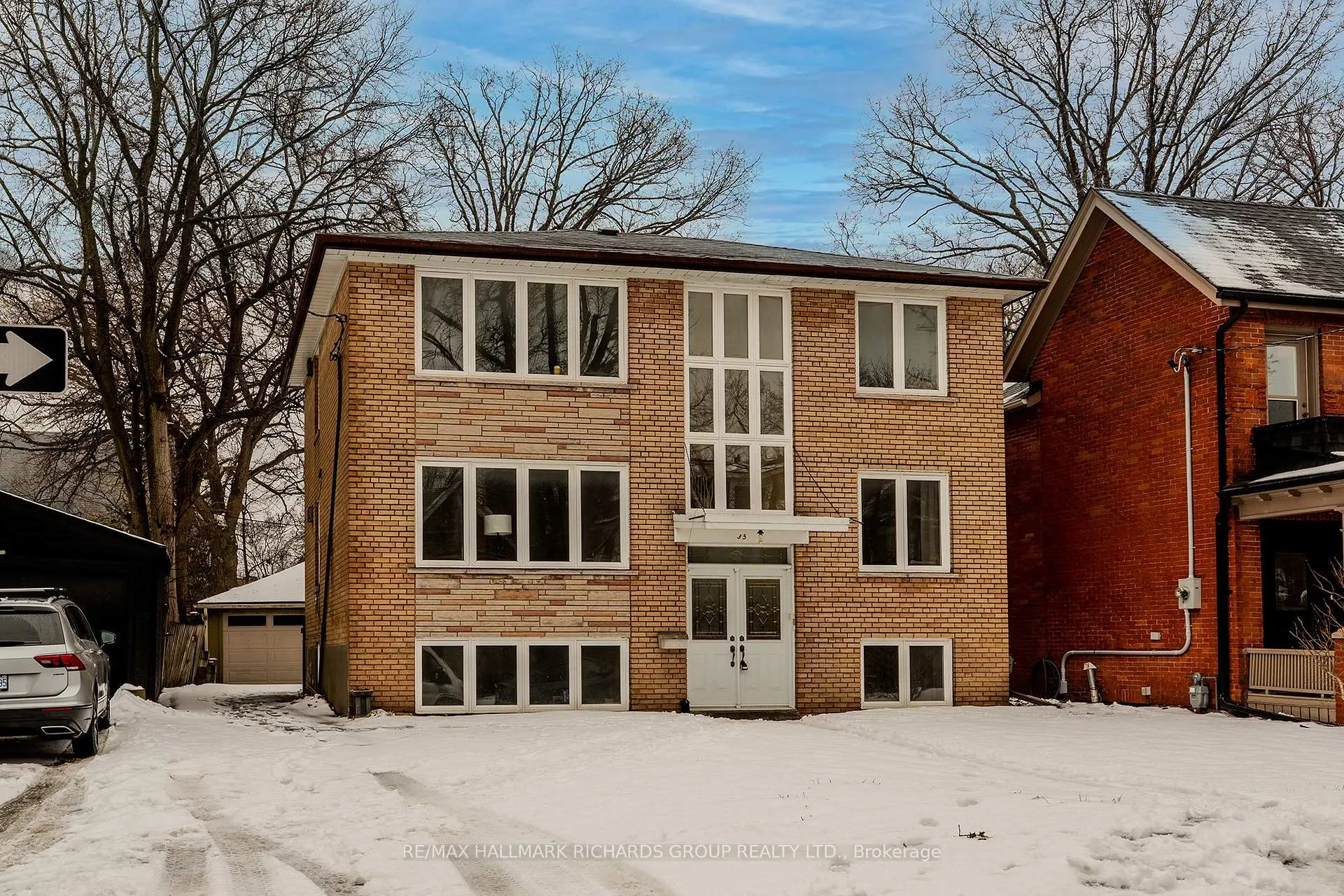 Photo 1 of 35 Swanwick Avenue, Toronto, East End-Danforth — HOMEH