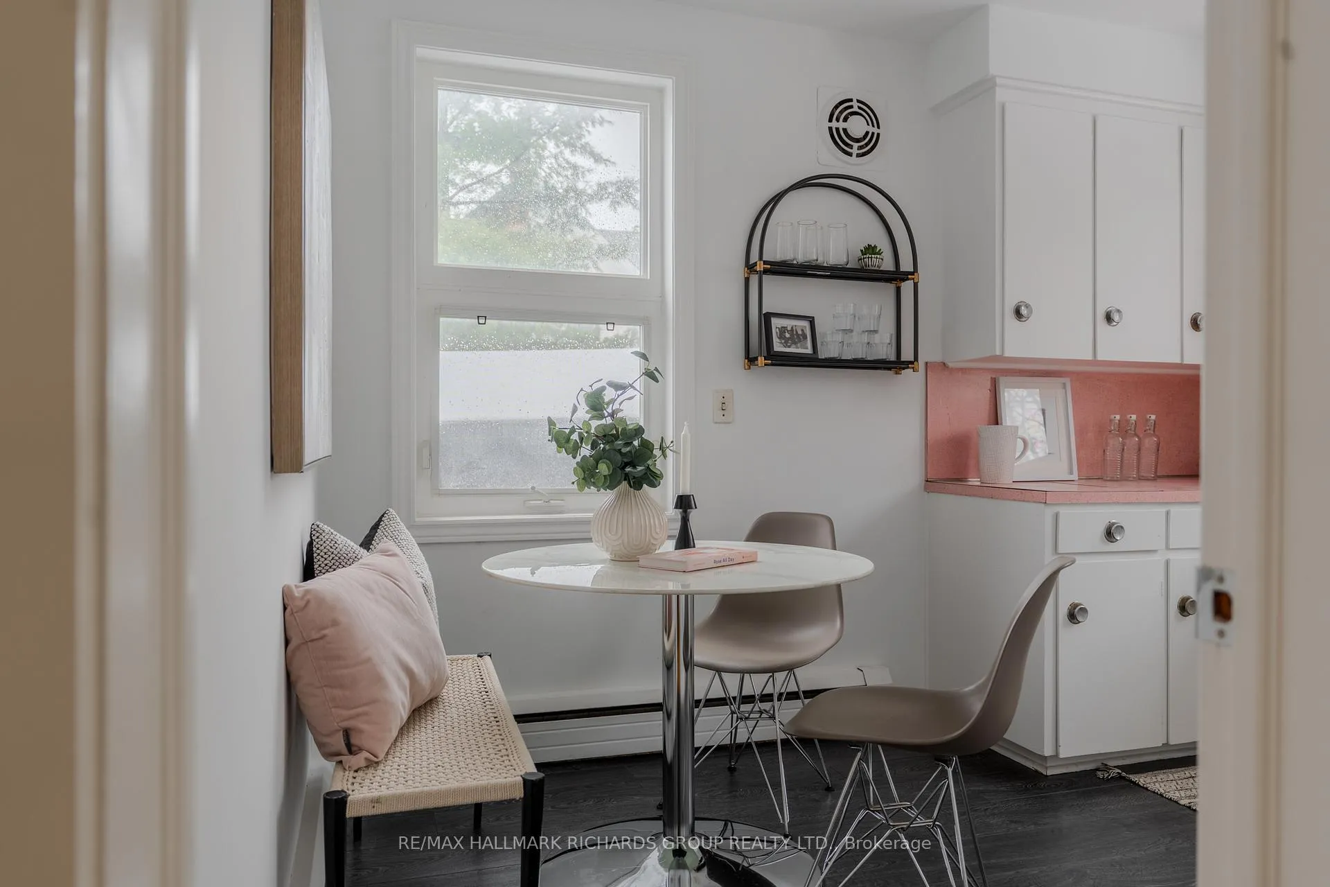 Photo 7 of 35 Swanwick Avenue, Toronto, East End-Danforth — HOMEH