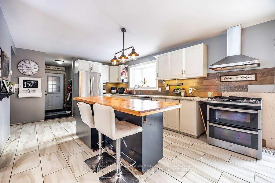 Photo 2 of 4755 Thertell Road, Clarington, Rural Clarington — HOMEH