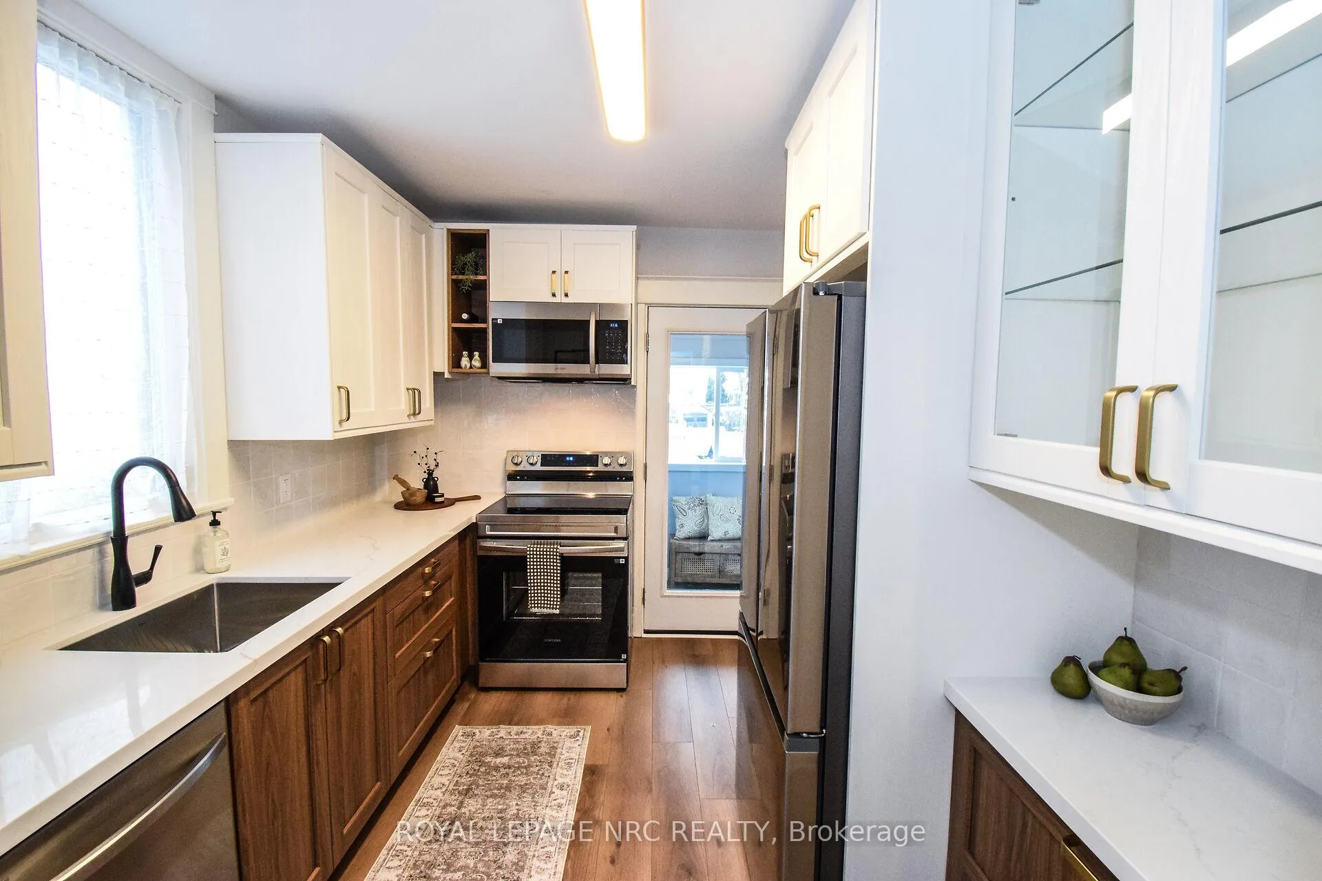 Photo 12 of 5121 Fourth Avenue, Niagara Falls, Cherrywood — HOMEH