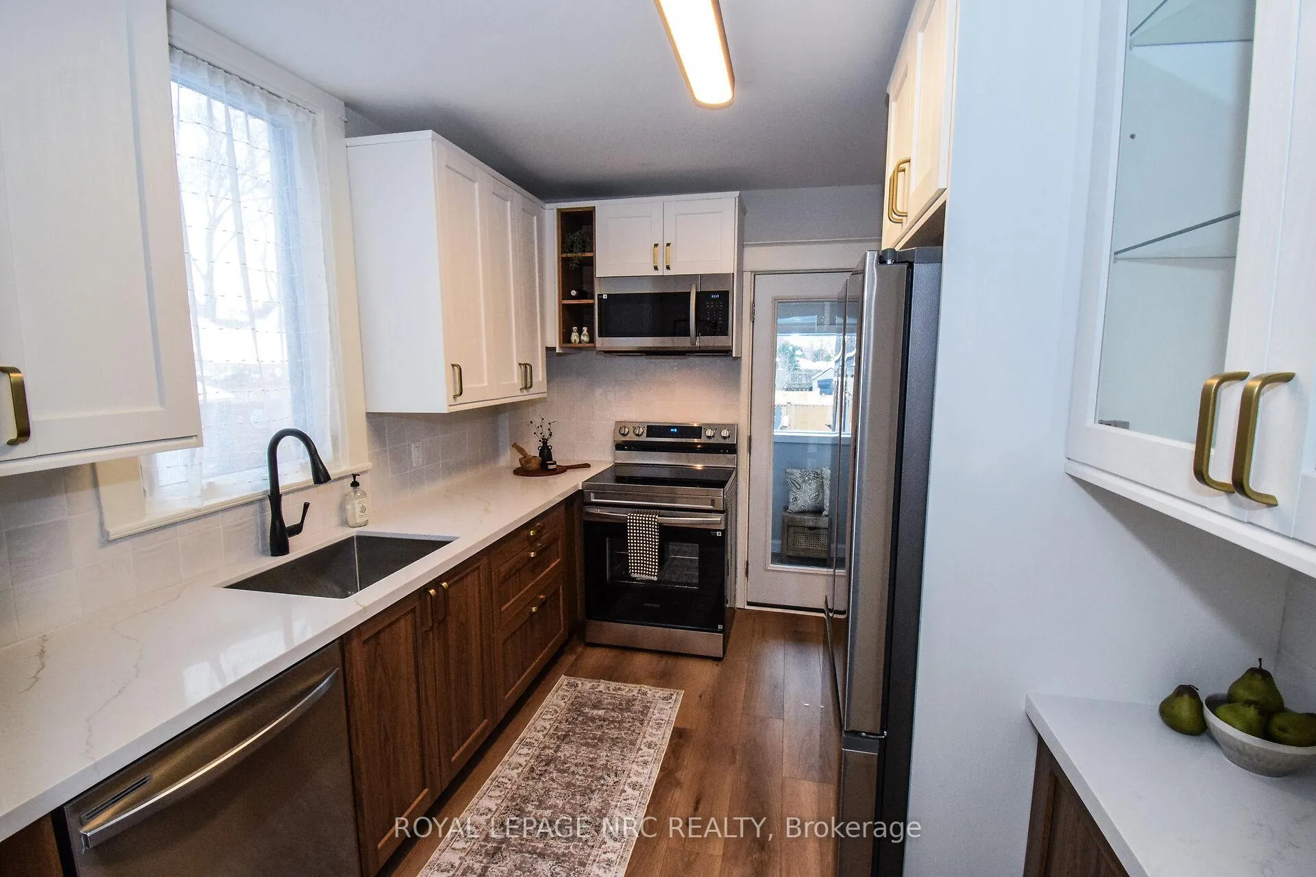 Photo 13 of 5121 Fourth Avenue, Niagara Falls, Cherrywood — HOMEH