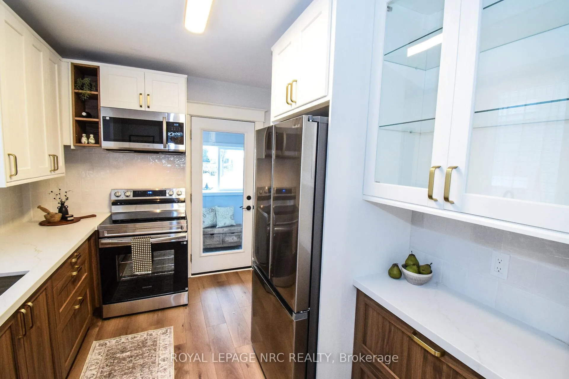 Photo 14 of 5121 Fourth Avenue, Niagara Falls, Cherrywood — HOMEH